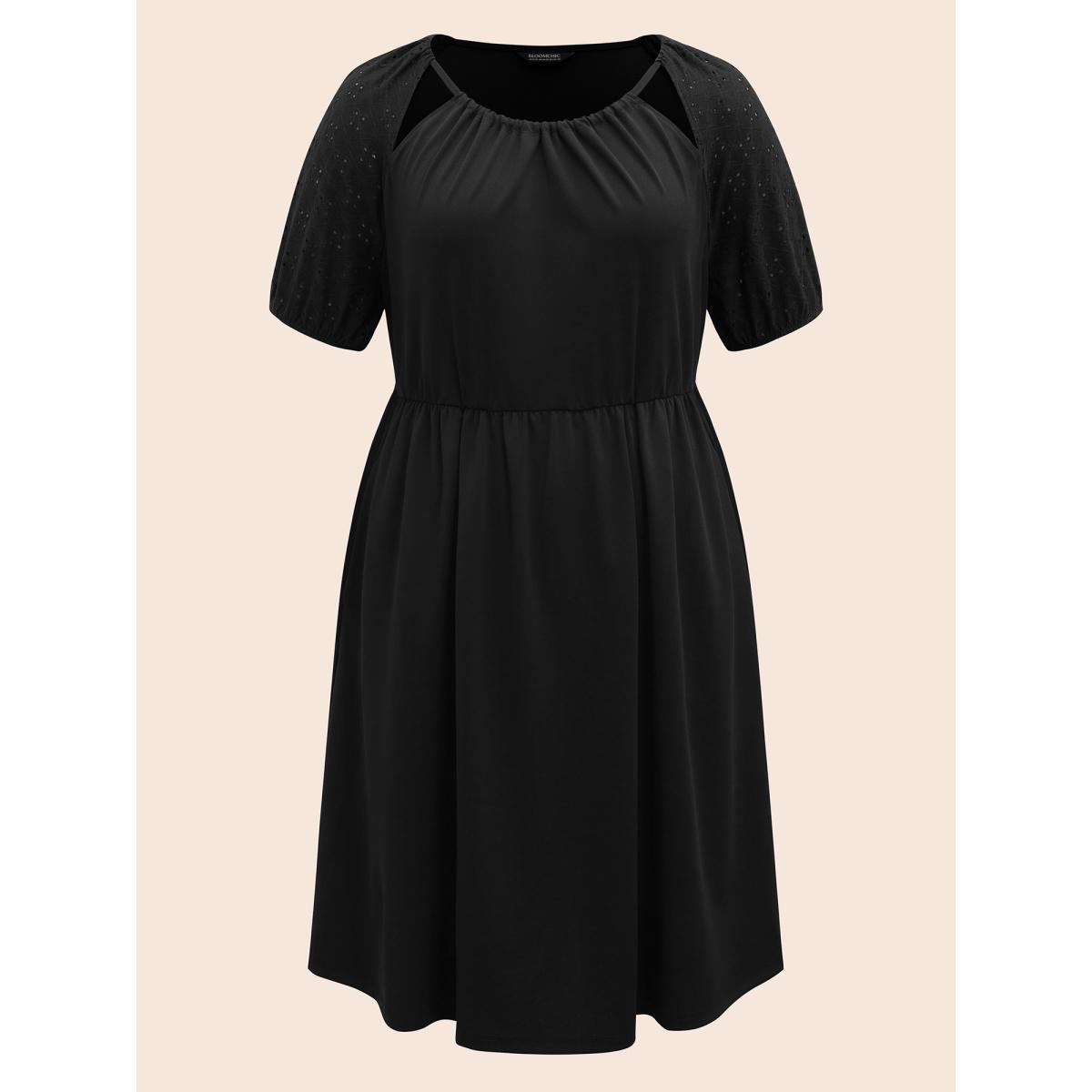 Plus Size Solid Cut Out Gathered Puff Sleeve Dress Black Women Elegant Texture Round Neck Short sleeve Curvy BloomChic 14-16/1X Product Image