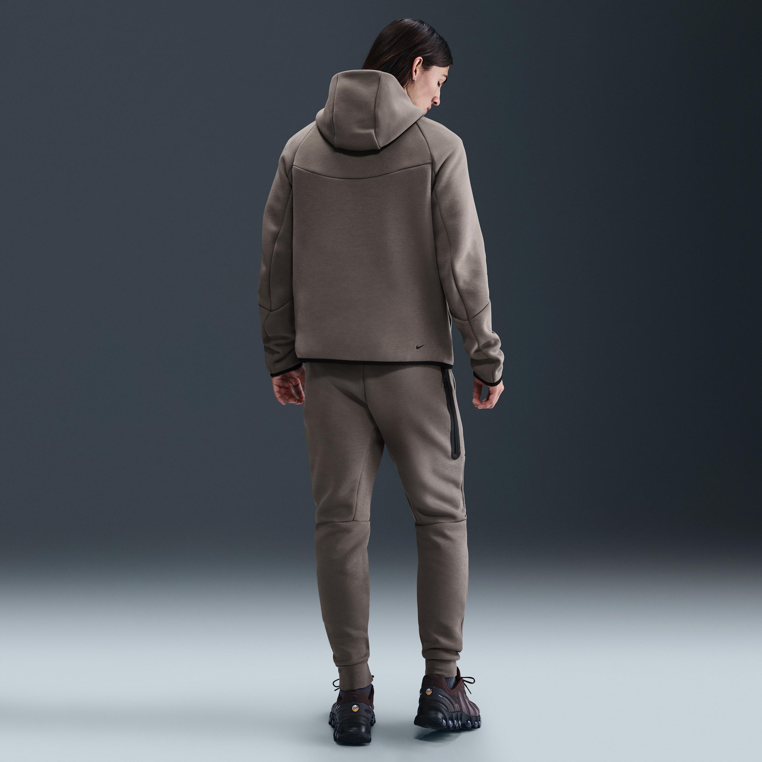 Nike Men's Tech Fleece Windrunner Full-Zip Jacket Product Image