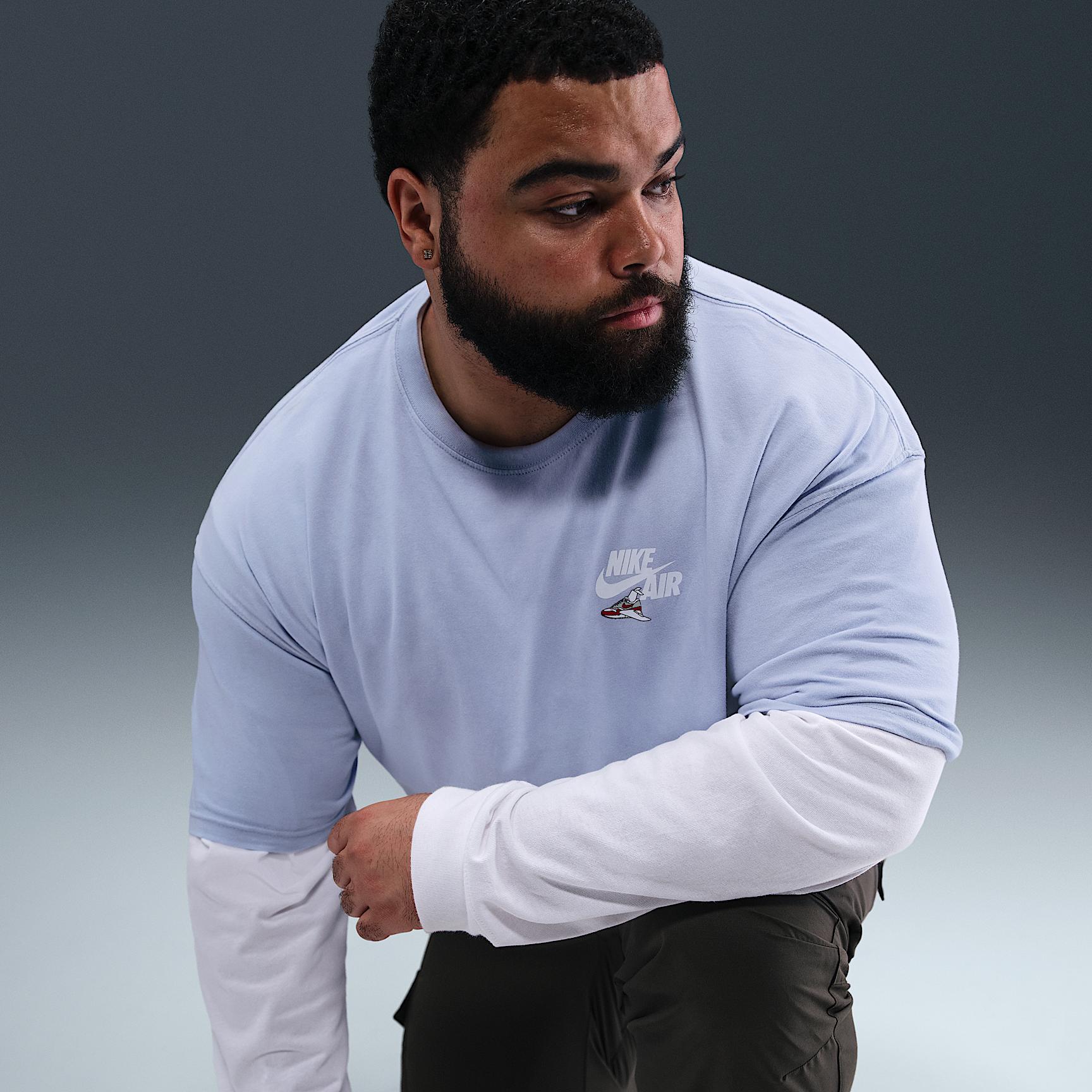 Nike Sportswear T-Shirt Product Image