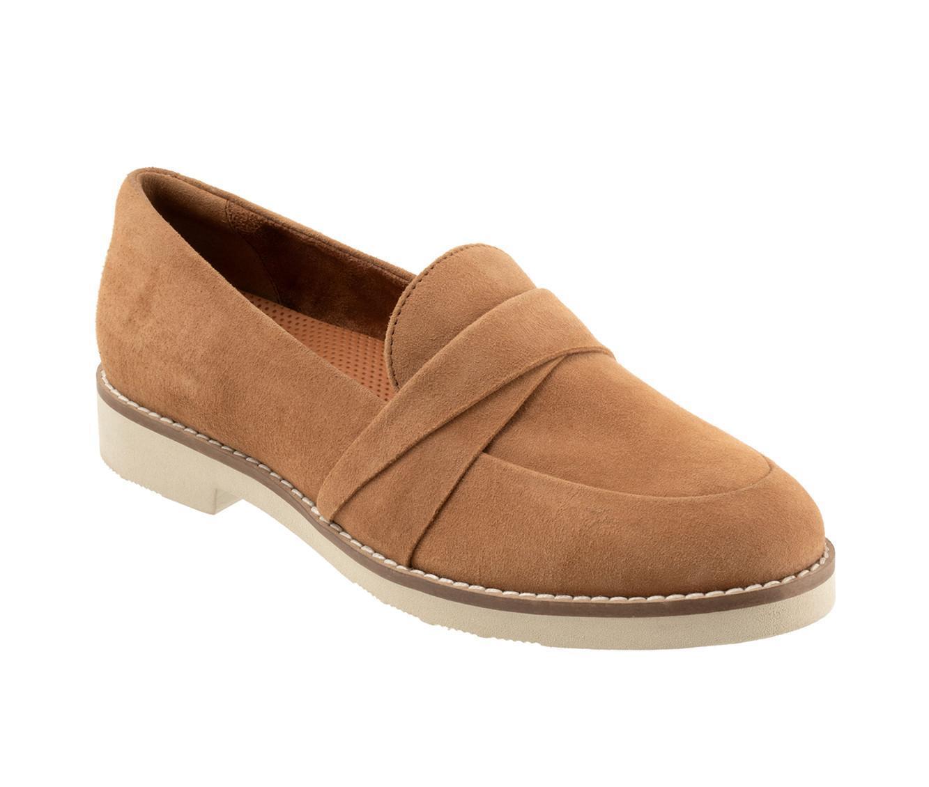 Women's Softwalk Walsh Loafers Product Image