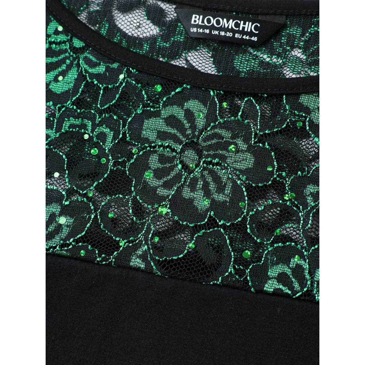 Plus Size Lace Neck Sequins Color Contrast T-Shirt Black Women Elegant Texture Round Neck Everyday T-shirts BloomChic 26/4X Product Image