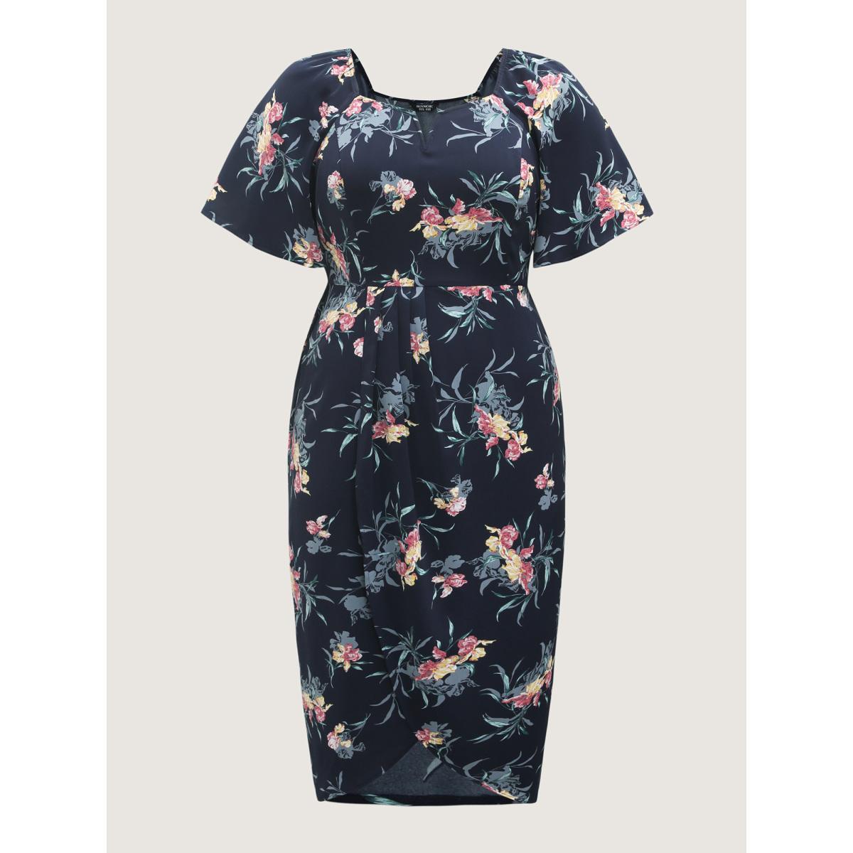 Plus Size Notched Collar Floral Print Overlap Midi Dress Indigo Women Pleated Notched collar Short sleeve Curvy BloomChic 12/L Product Image