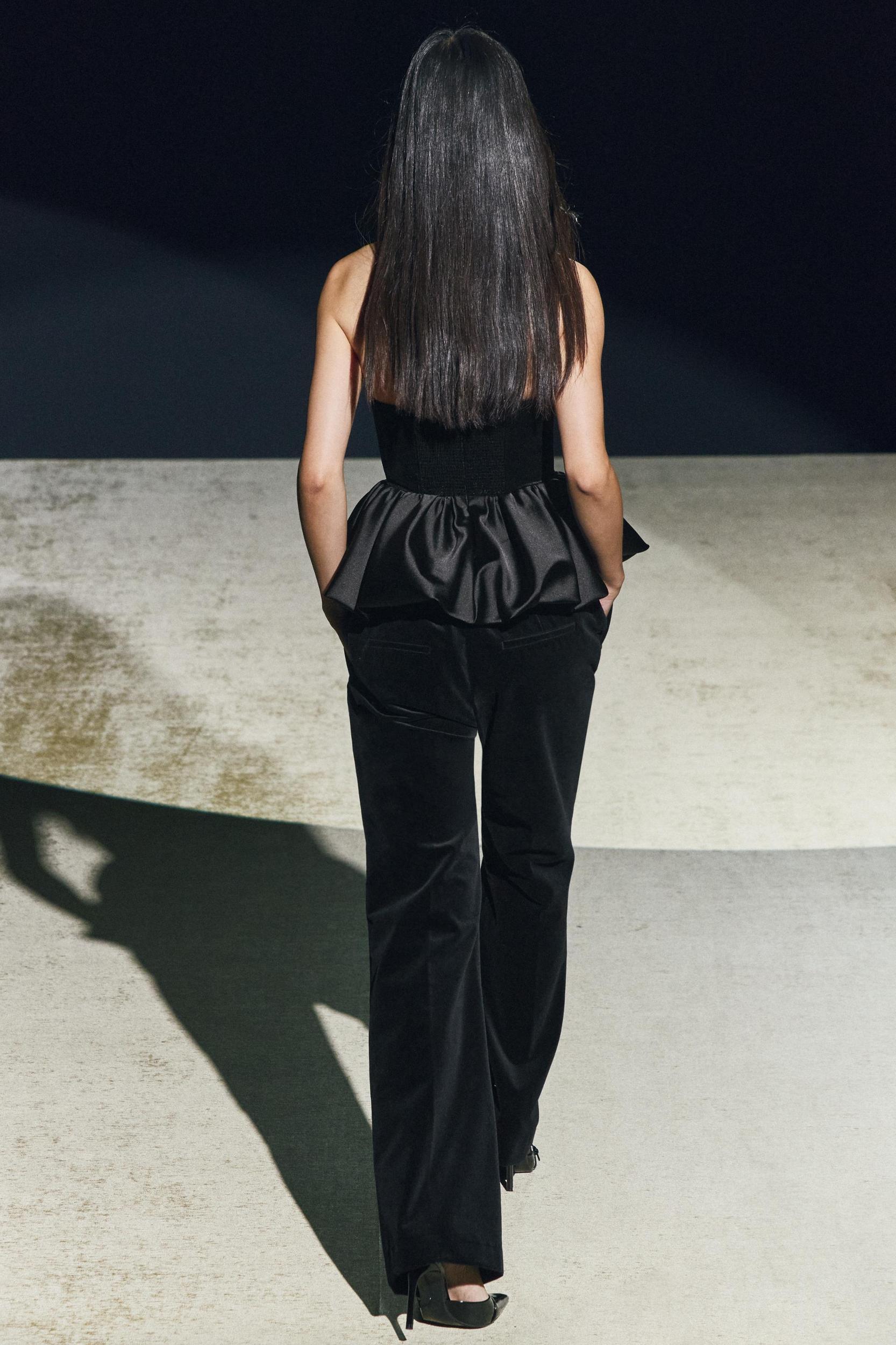 VELVET TOP ZW COLLECTION Product Image