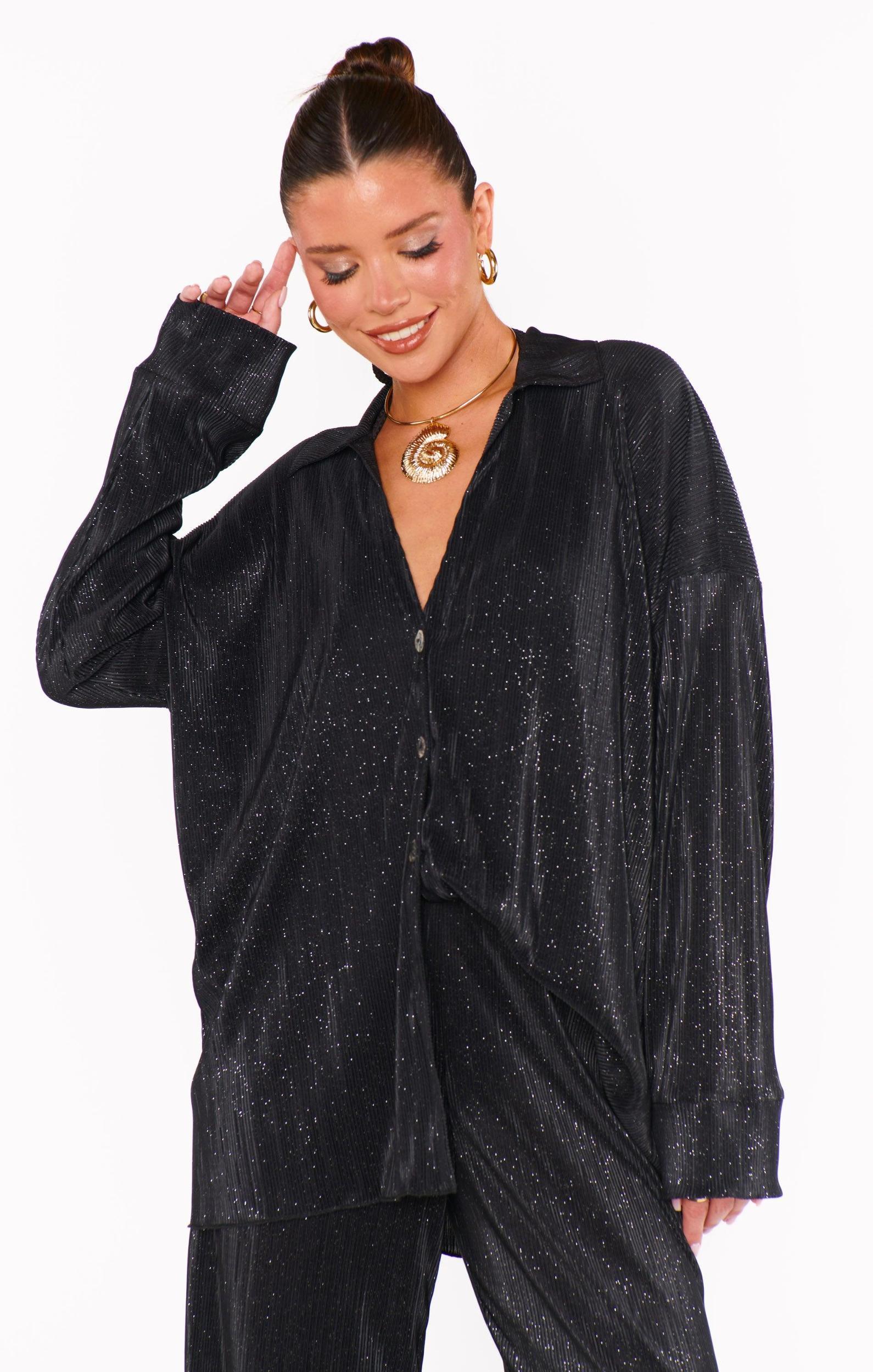 Everywhere Top ~ Black Pleat Product Image