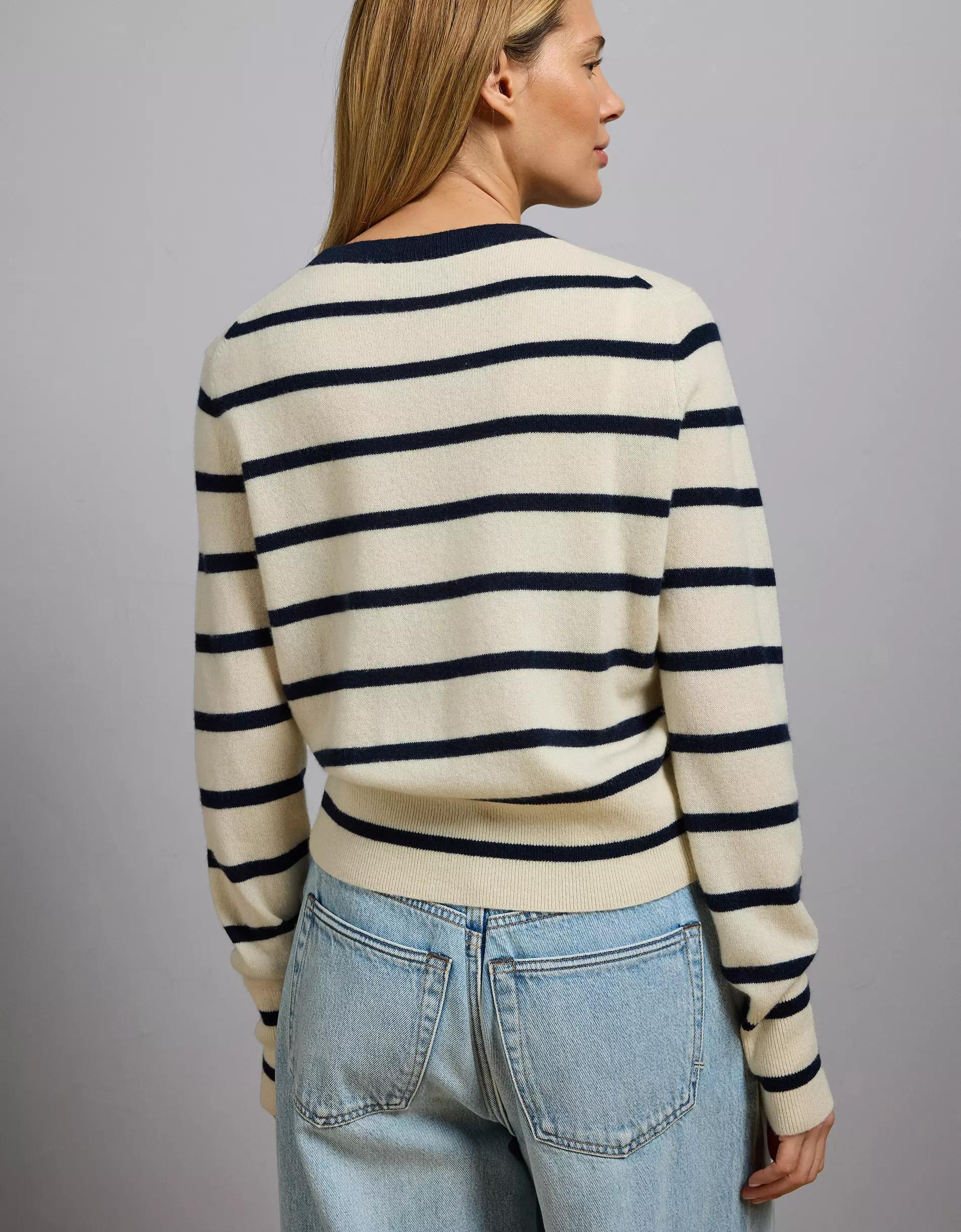 AE77 Premium Cashmere Sweater Product Image
