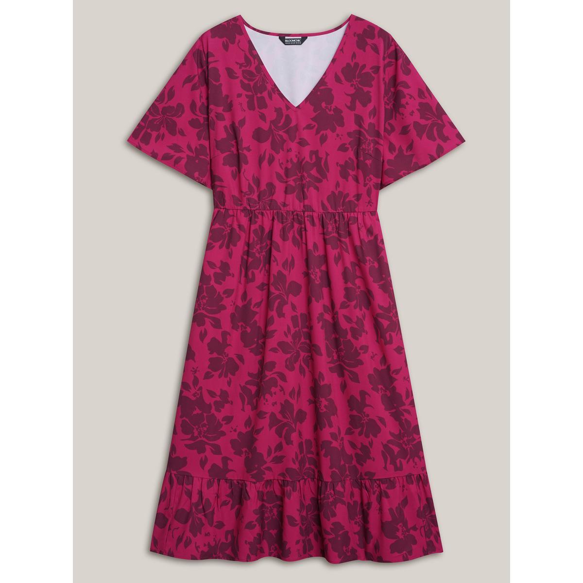 Plus Size Romantic Flower Print Pockets Midi Dress RedViolet Women Elegant Non V-neck Short sleeve Curvy BloomChic 12/L Product Image