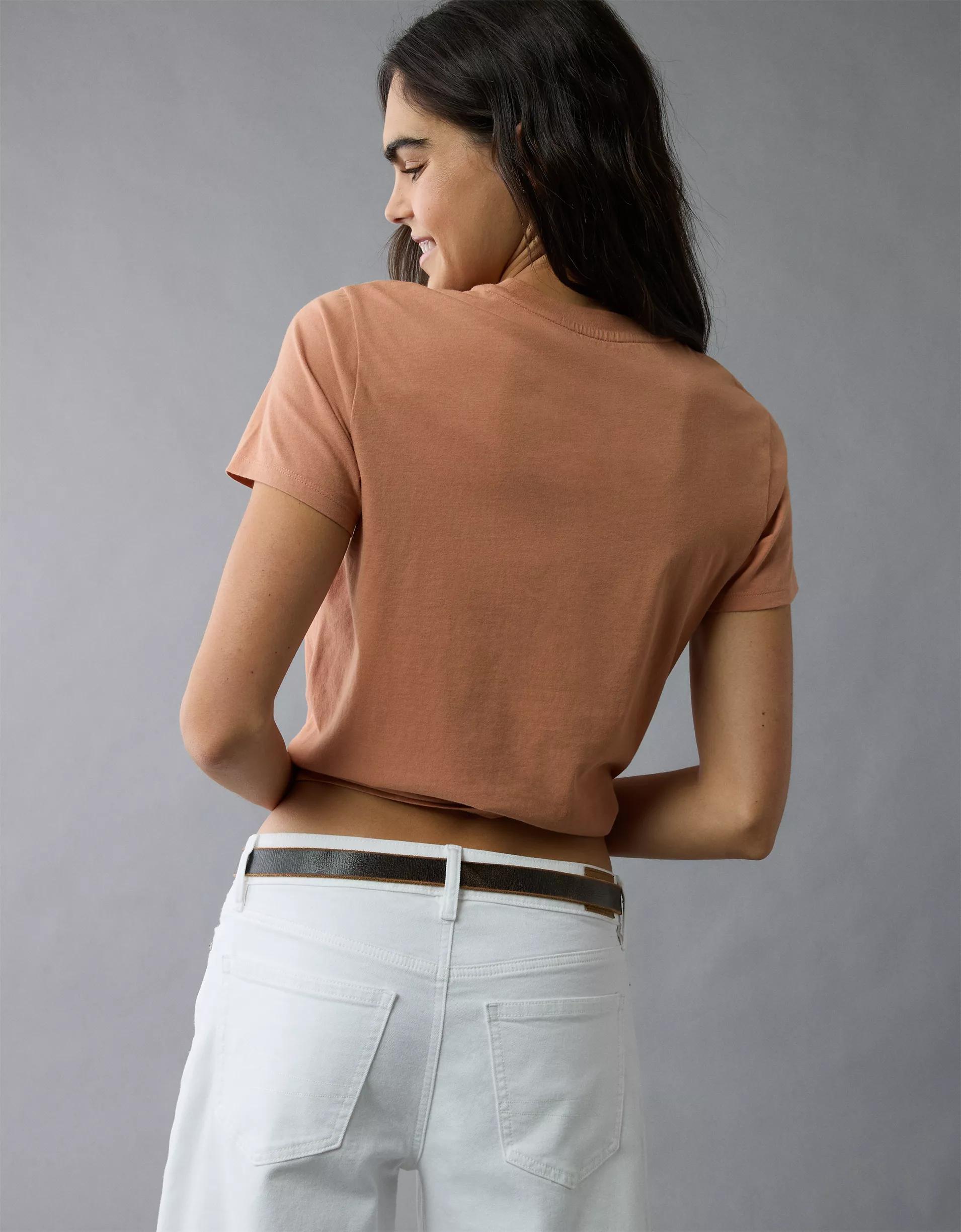 AE Classic Graphic T-Shirt Product Image