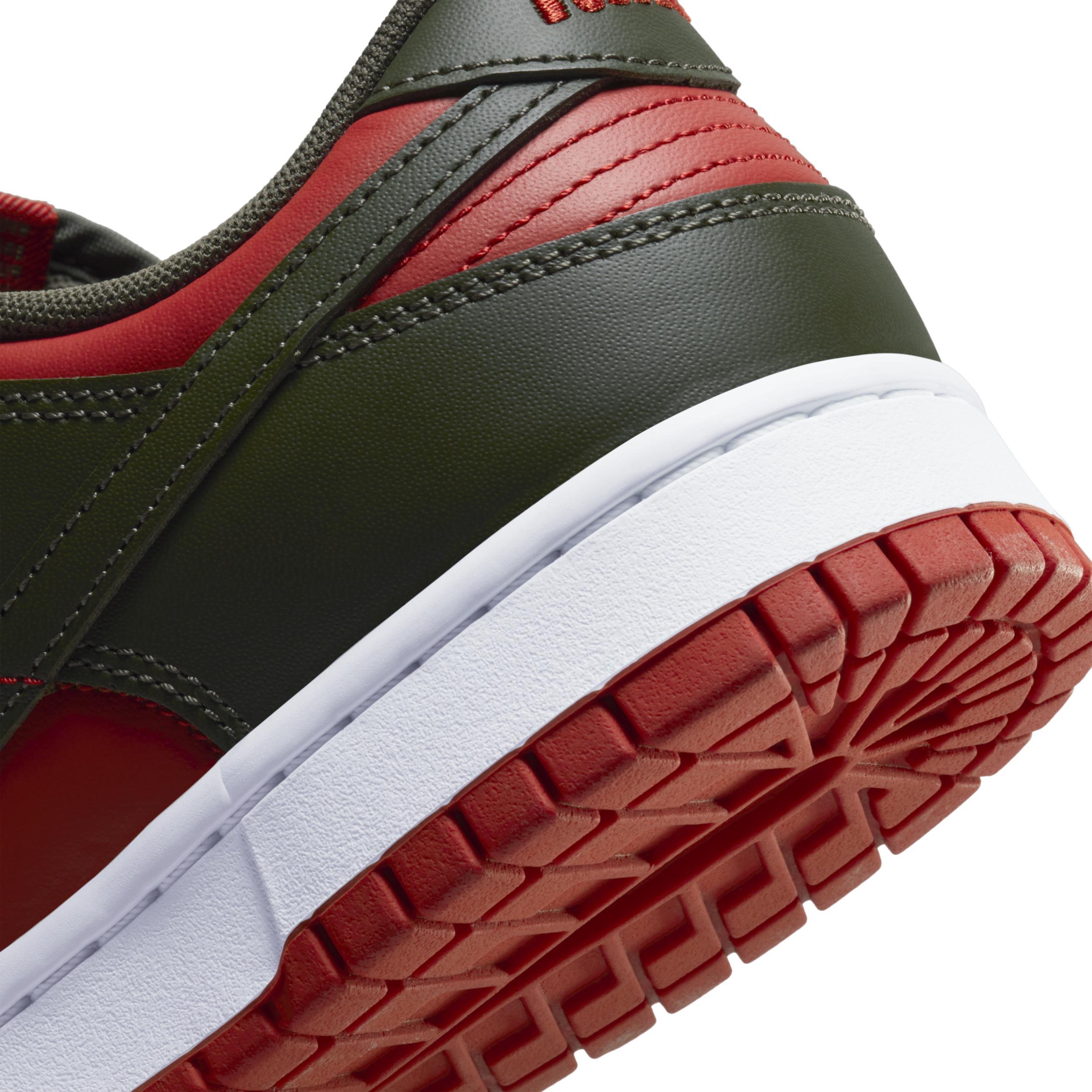 Nike Dunk Low Retro sneakers Product Image