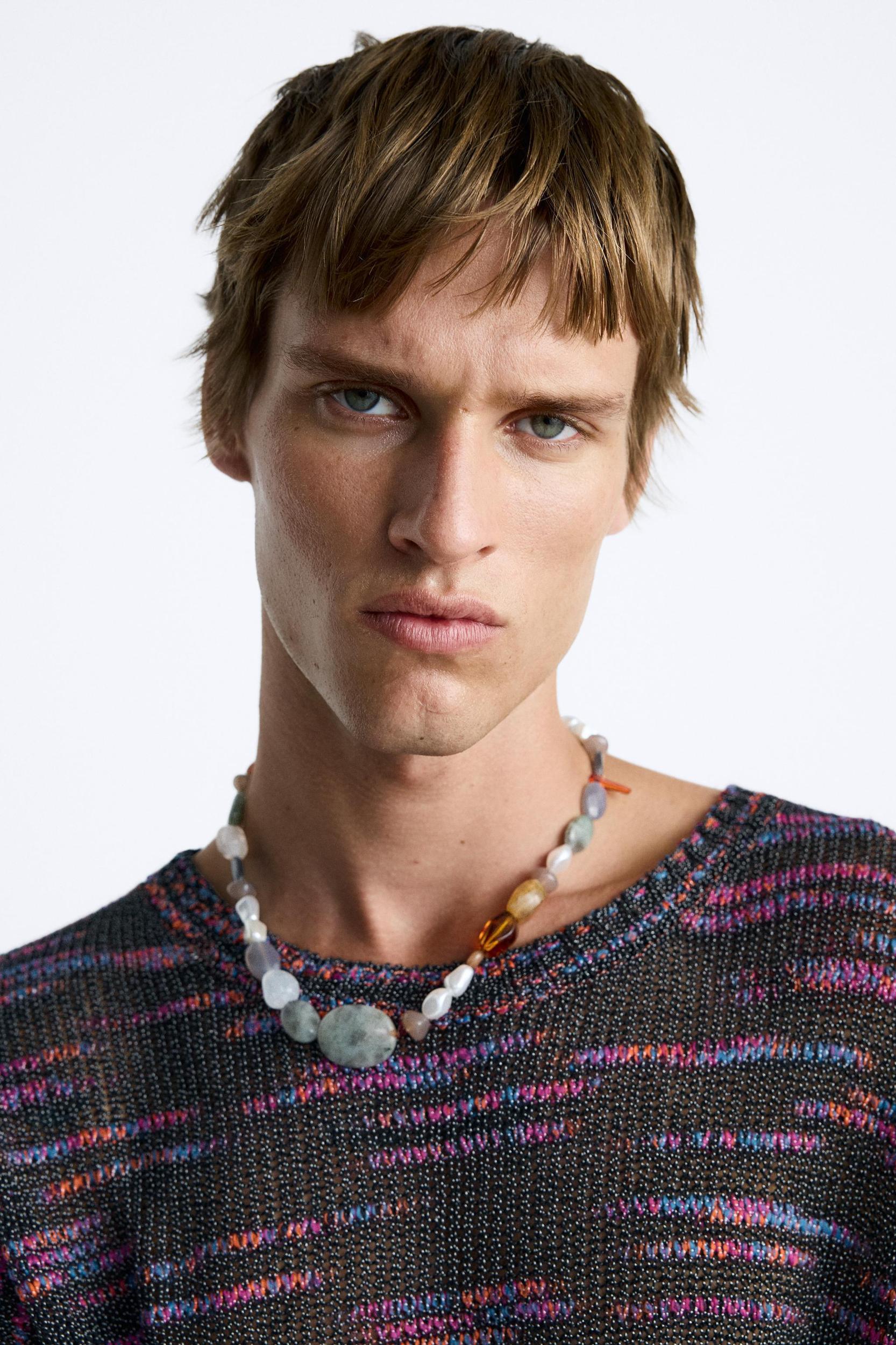 BOUCLÉ TEXTURED KNIT T-SHIRT Product Image