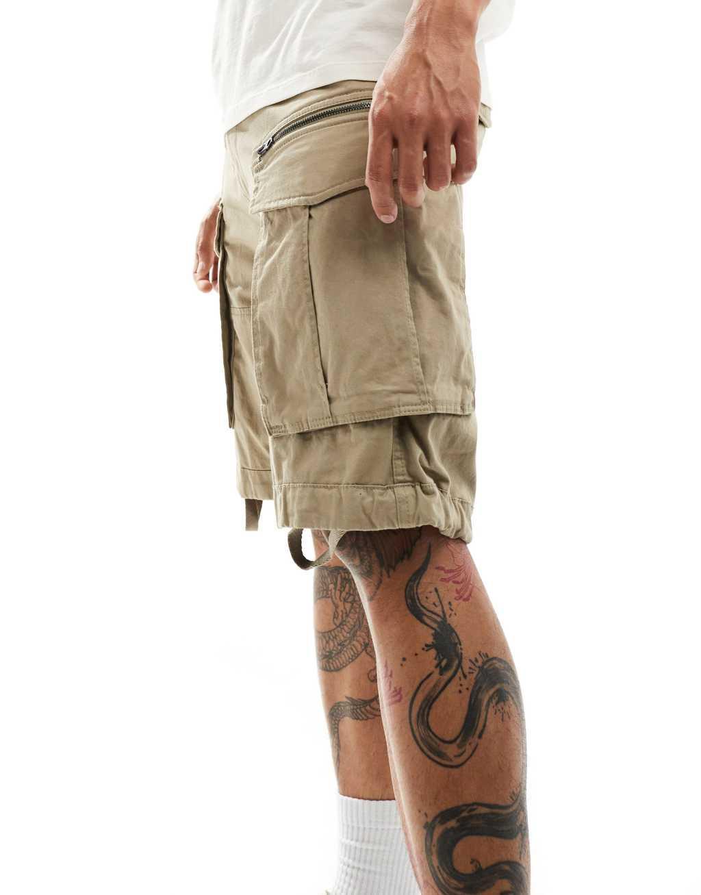 G-Star rovic relaxed cargo shorts in beige Product Image