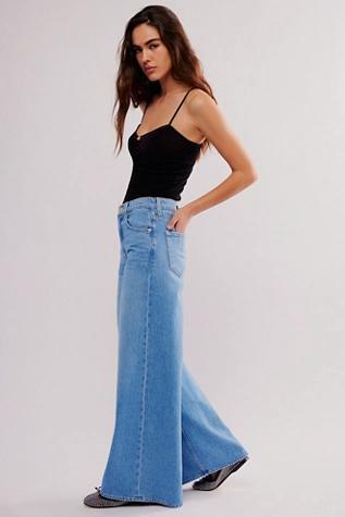 MOTHER The Slung Sugar Cone Sneak Jeans Product Image