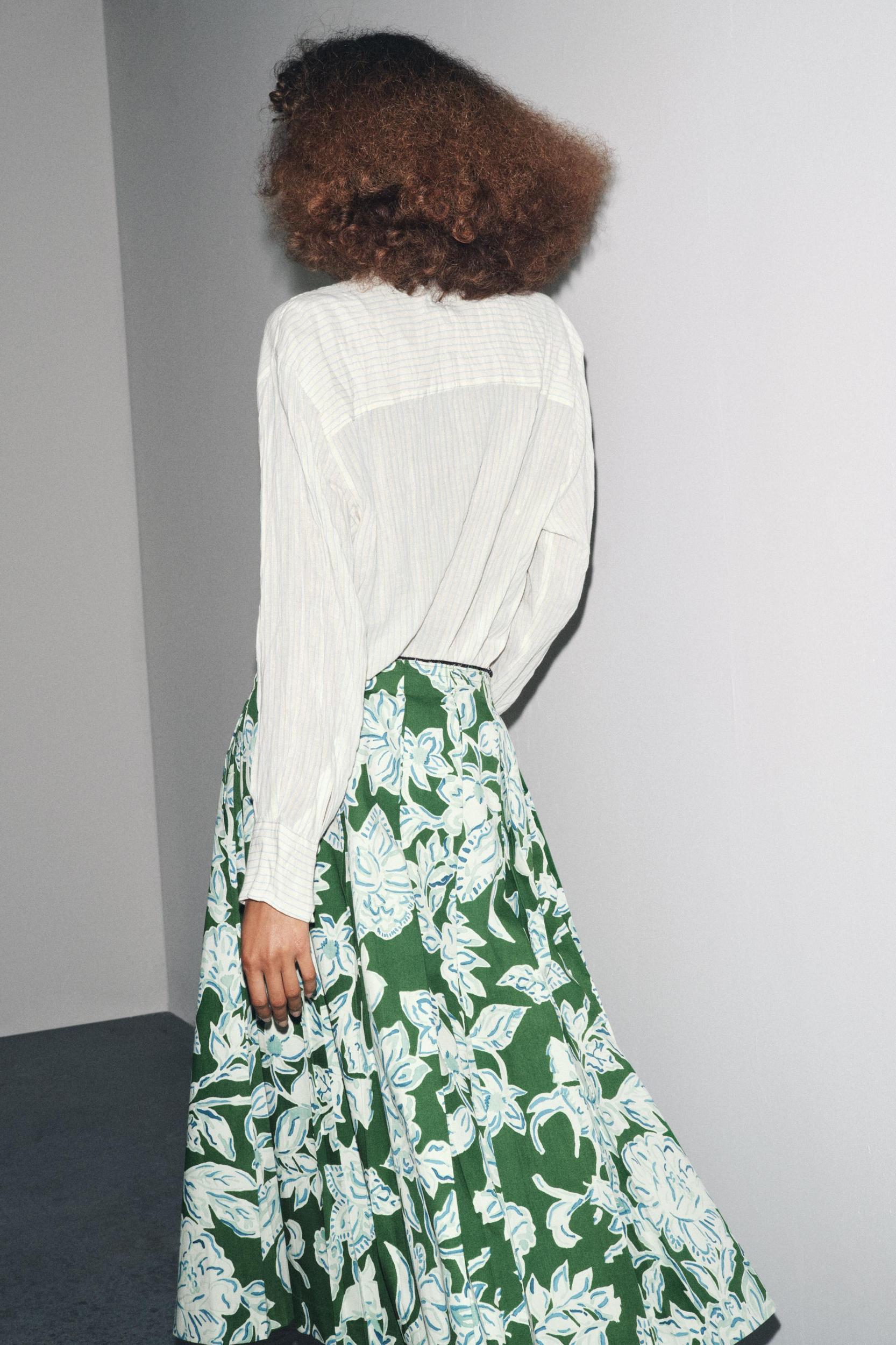 PLEATED FLORAL SKIRT ZW COLLECTION Product Image
