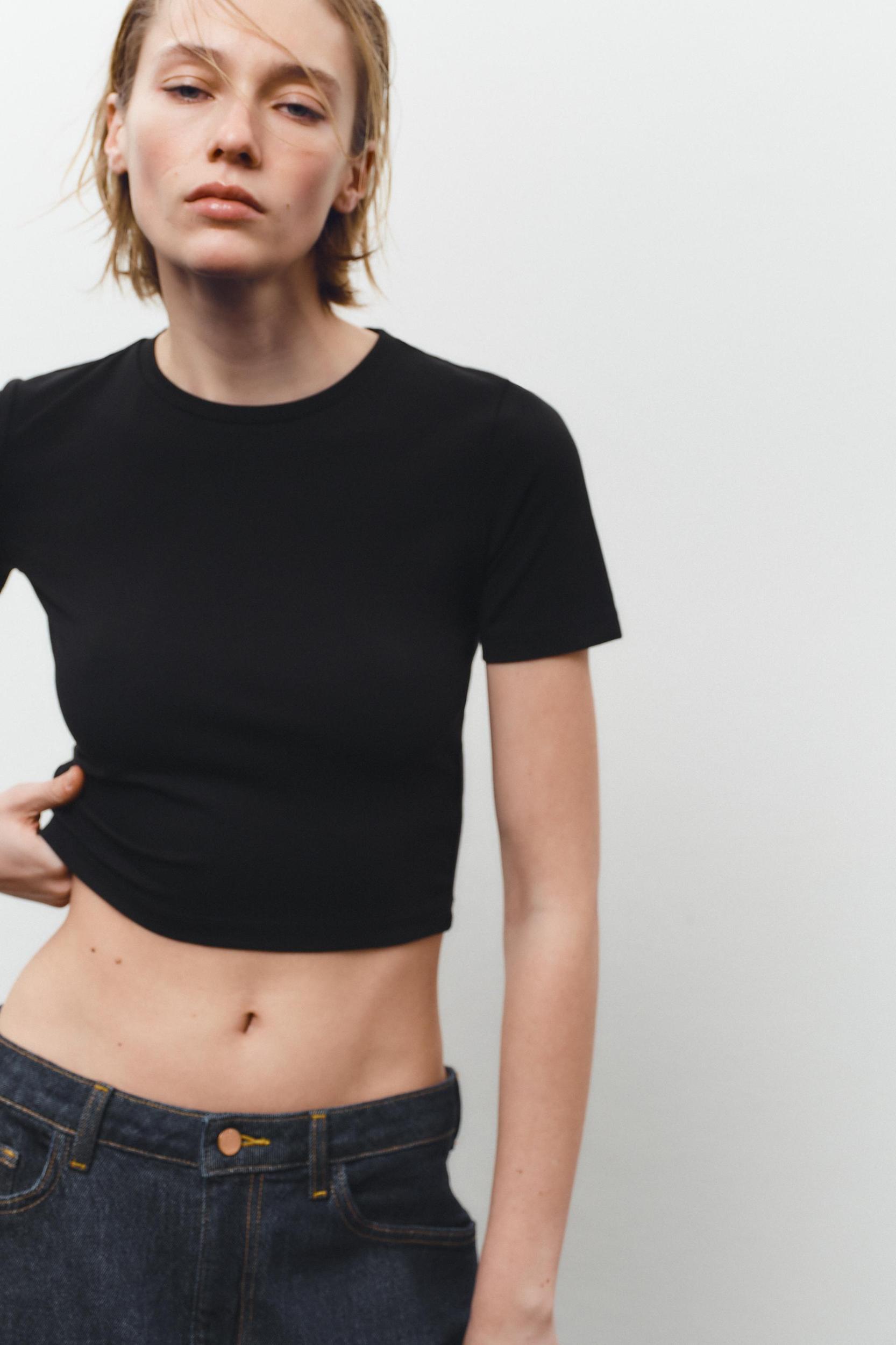 CROPPED STRETCH T-SHIRT Product Image
