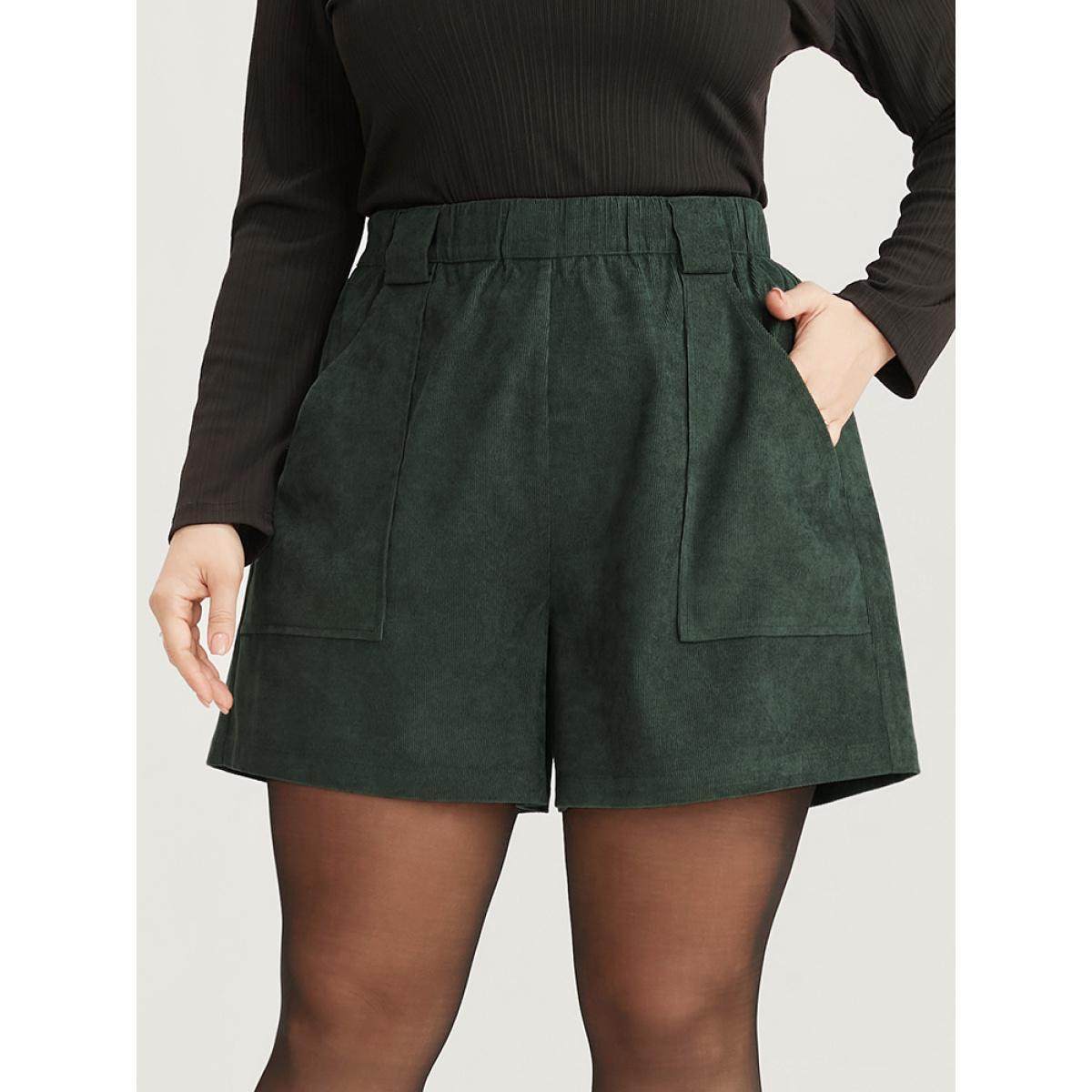 Plus Size Solid Elastic Waist Pocket Corduroy Shorts Women DarkGreen Casual Plain Wide Leg Dailywear Shorts BloomChic 28/5X Product Image