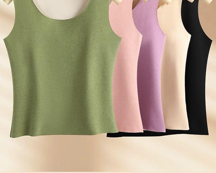 Scoop Neck Plain Seamless Tank Top Product Image
