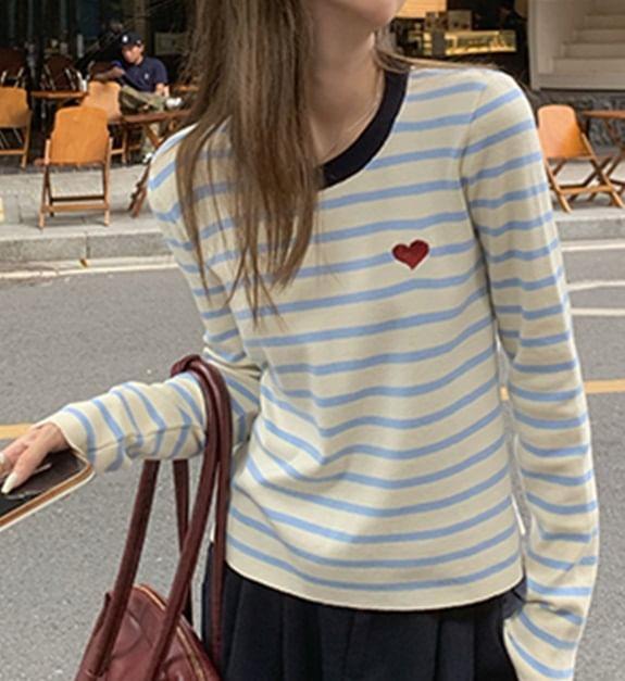Long-Sleeve Round Neck Striped Heart Bow Embroidered Knit Top Product Image
