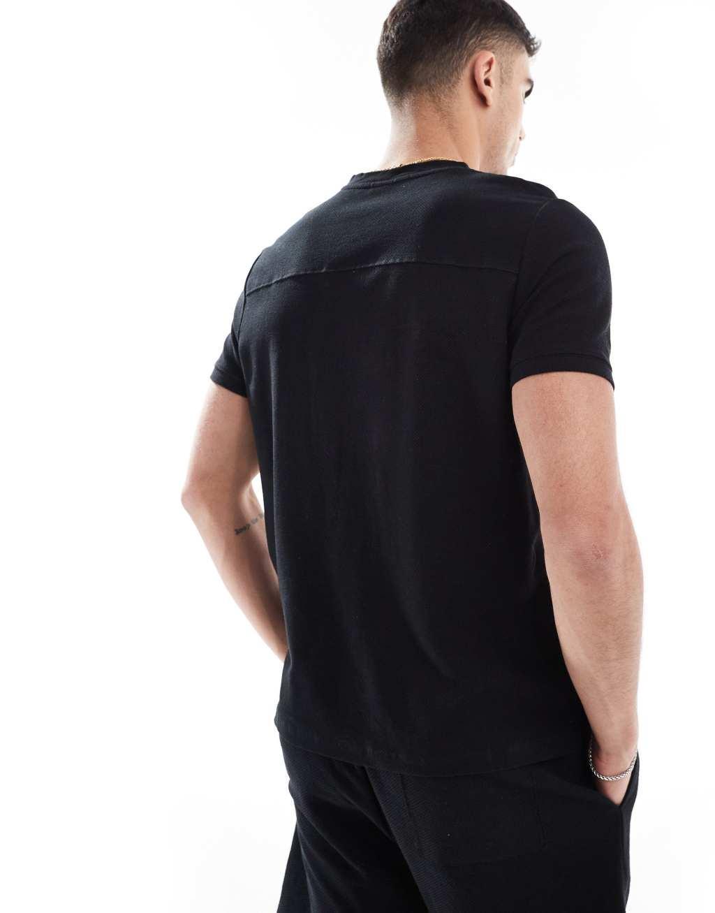 Bershka textured T-shirt in black - part of a set Product Image