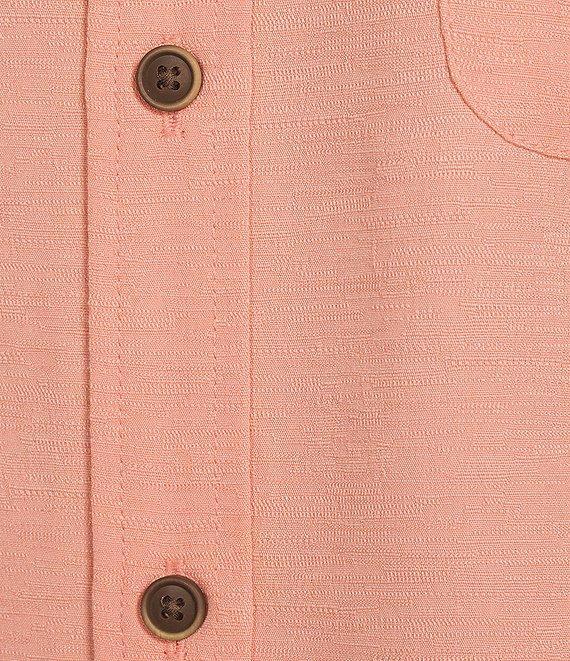 Roundtree & Yorke Short Sleeve Solid Slub Sport Shirt Product Image
