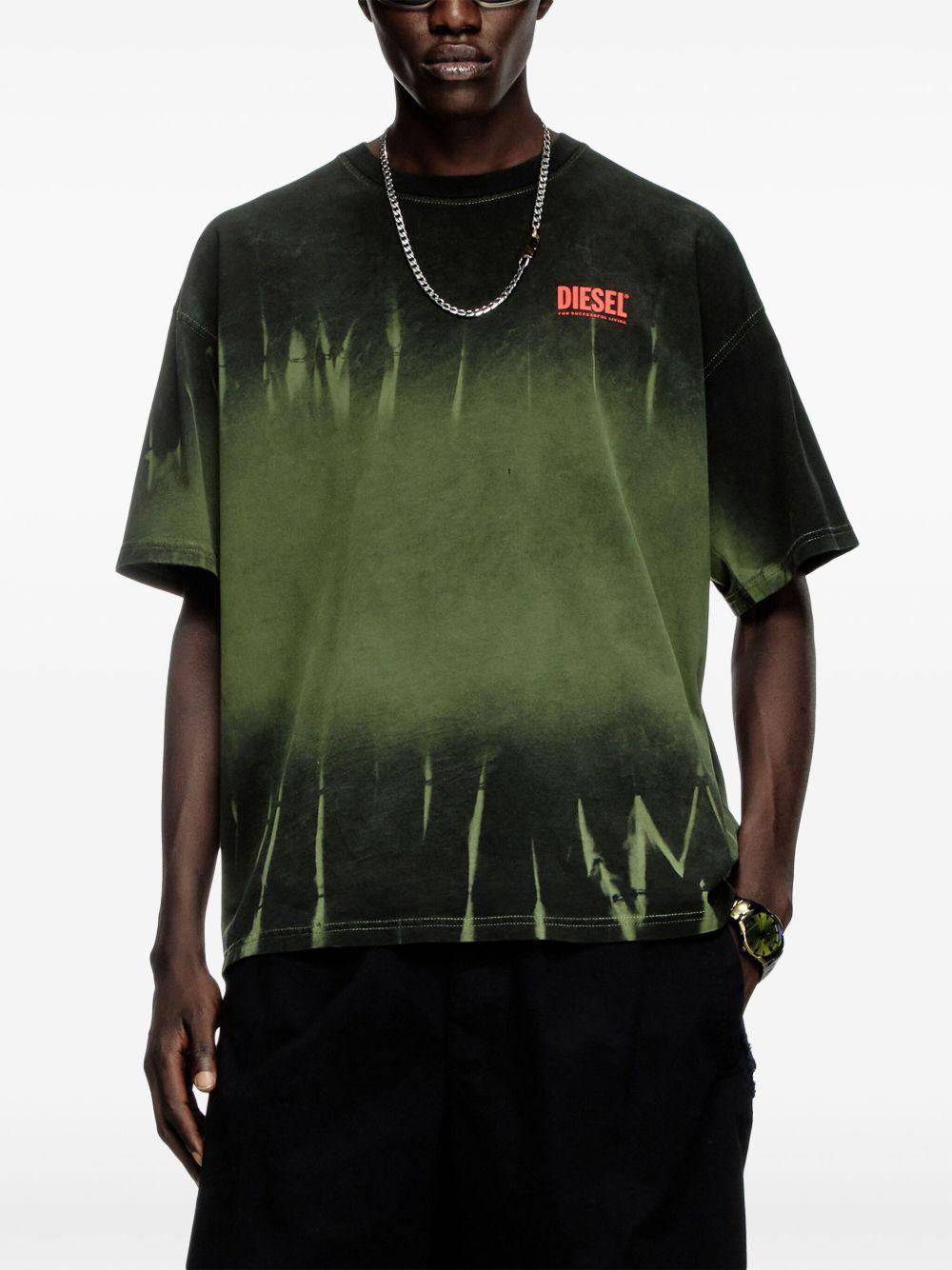 Boxt-R12 T-shirt Product Image