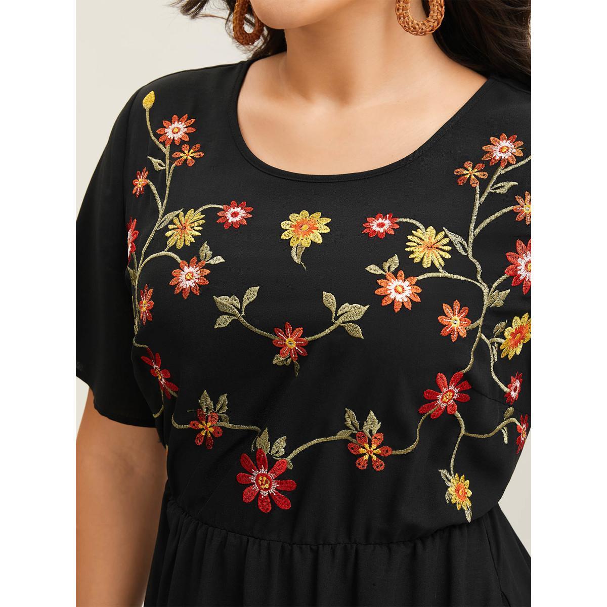 Plus Size Floral Embroidered Waist-Cinched Midi Dress Black Women Round Neck Short sleeve Curvy BloomChic 26/4X Product Image