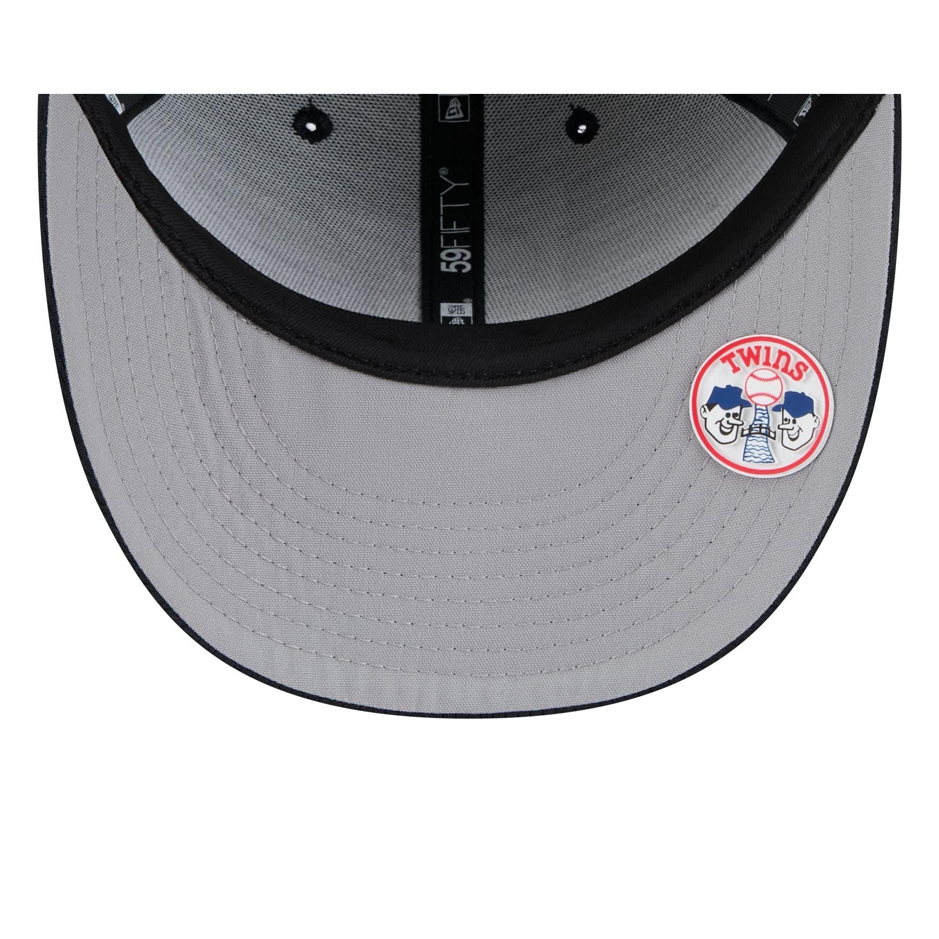 Boston Red Sox Snake Scale Logo Low Profile 59FIFTY Fitted Hat Male Product Image