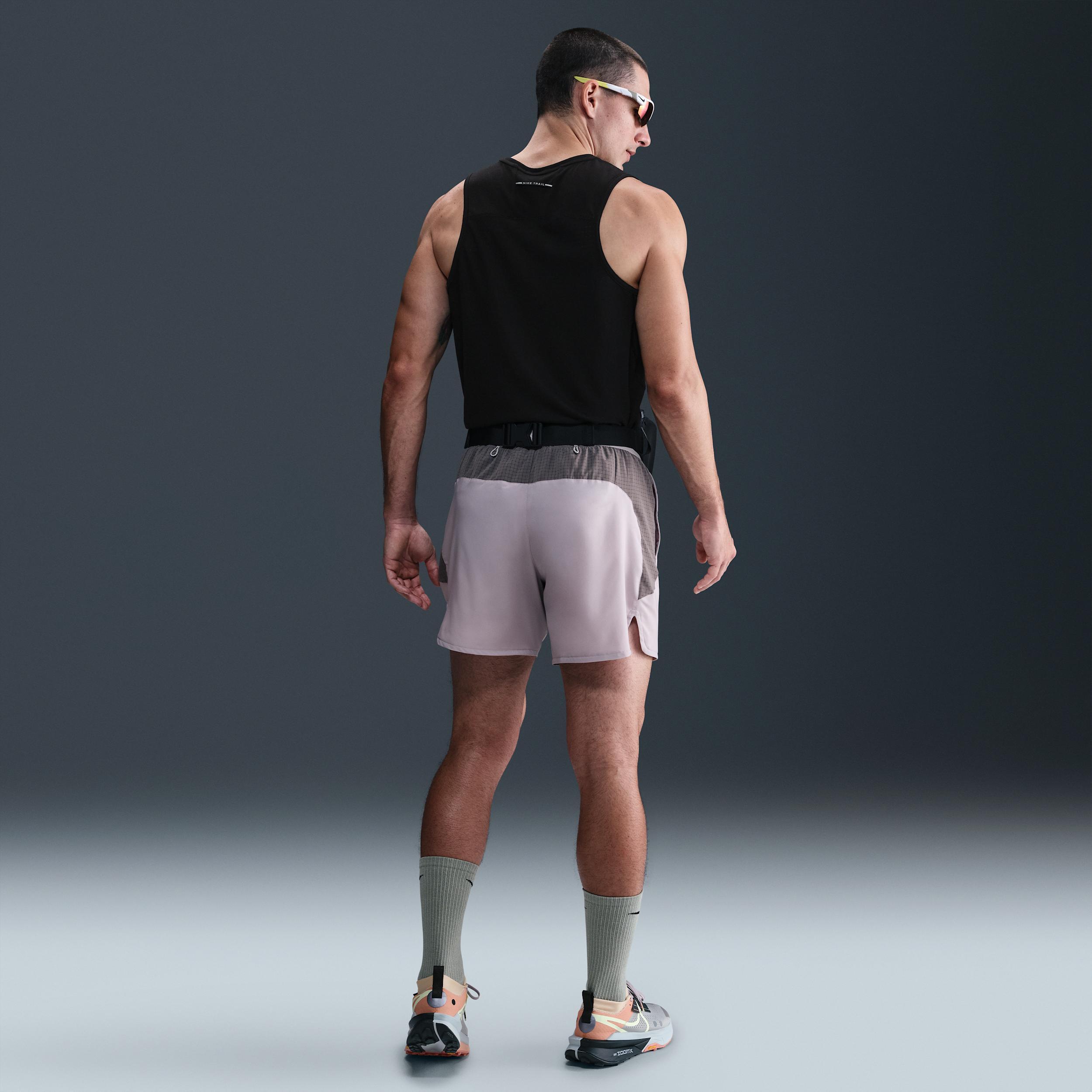 Nike Men's Solar Chase Dri-FIT ADV Running Tank Top Product Image