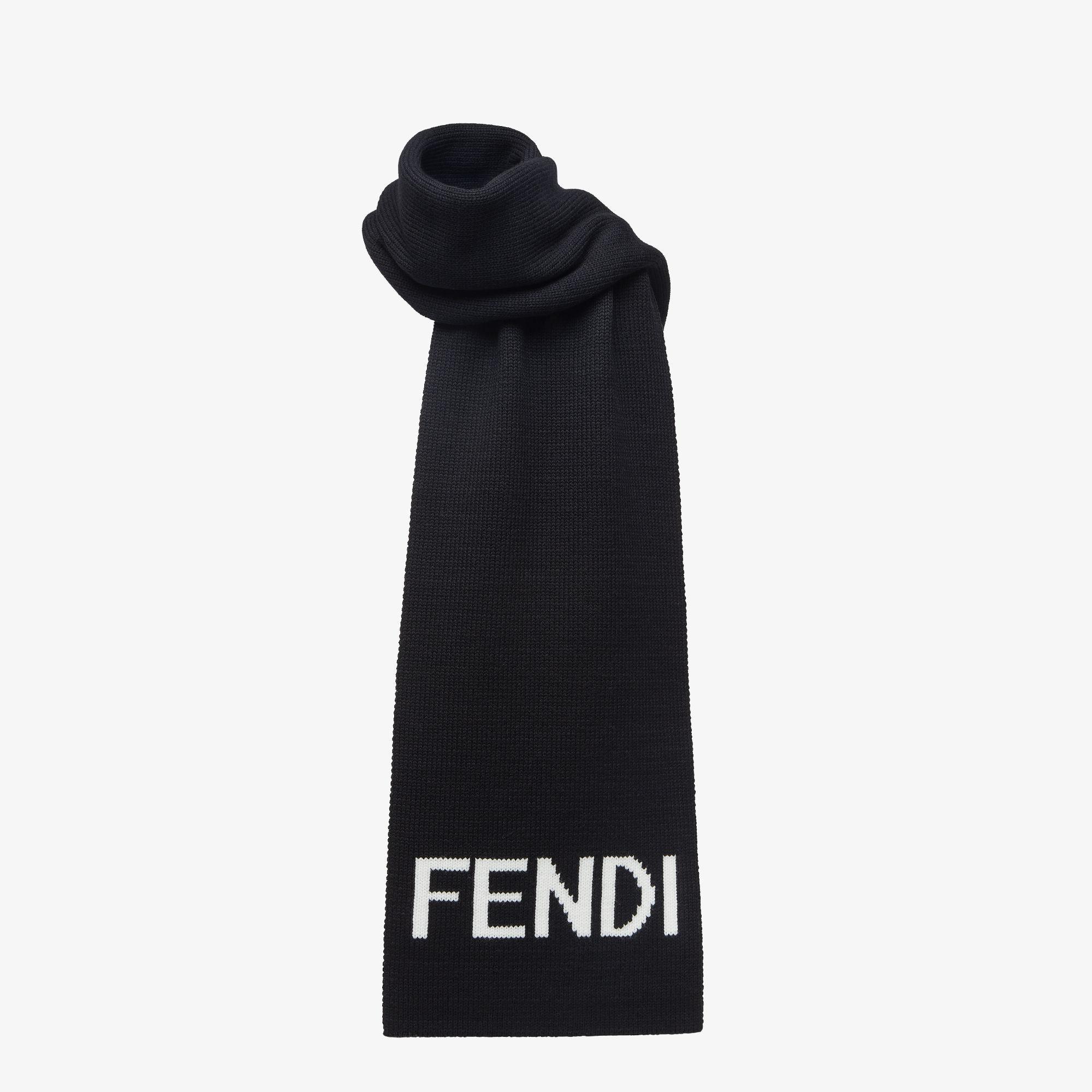ScarfBlack wool scarf Product Image