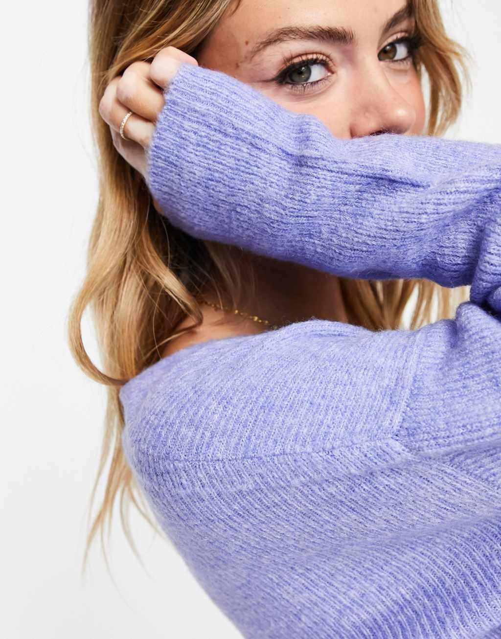 Vero Moda lightweight v neck sweater Product Image