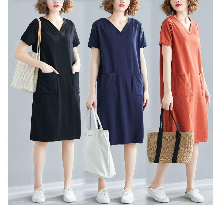 Short-Sleeve V-Neck Plain Midi T-Shirt Dress Product Image
