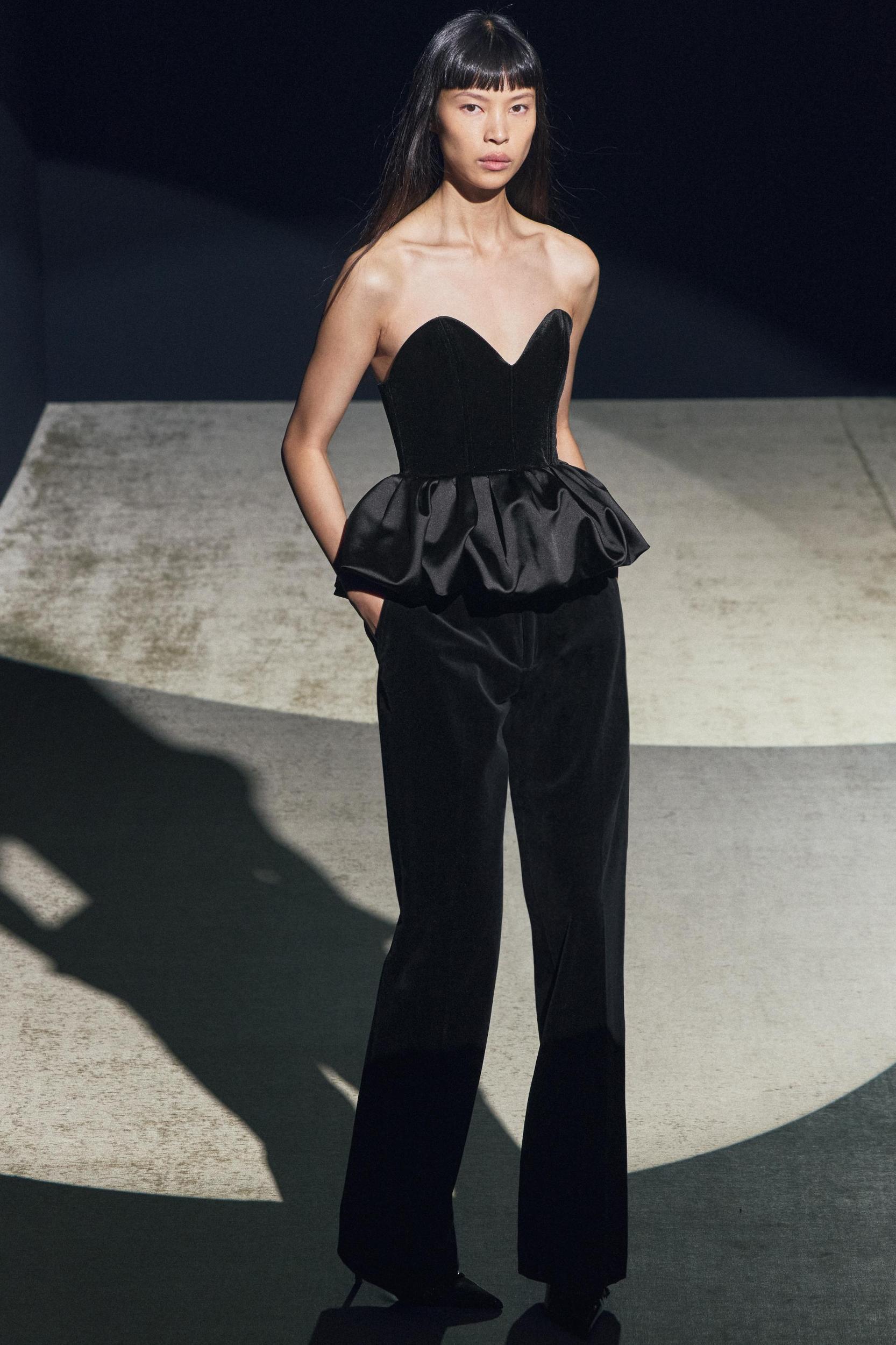 VELVET TOP ZW COLLECTION Product Image