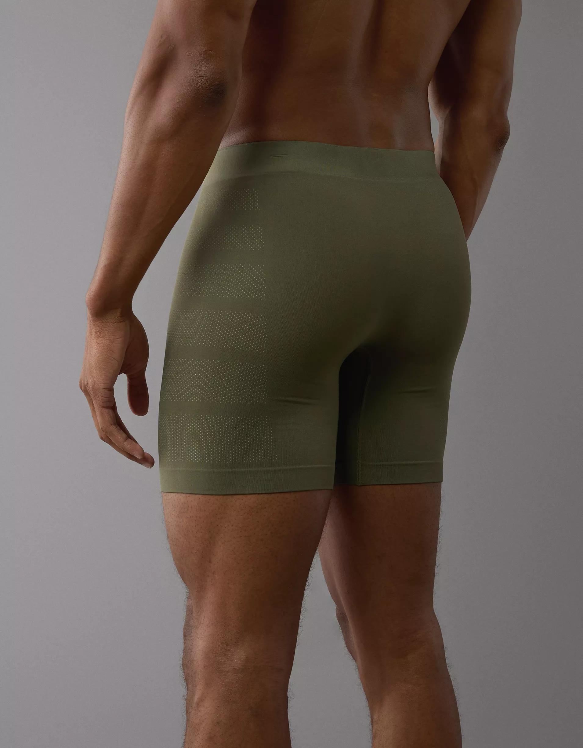 AEO Men's 6" StealthMode Boxer Brief Product Image