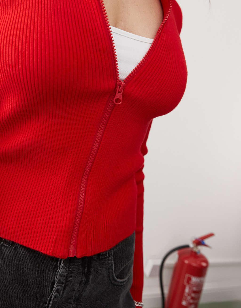 Noisy May zip through knitted top in red Product Image