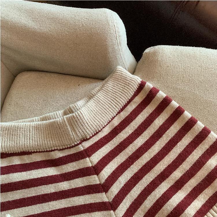 High Waist Striped Shorts Product Image
