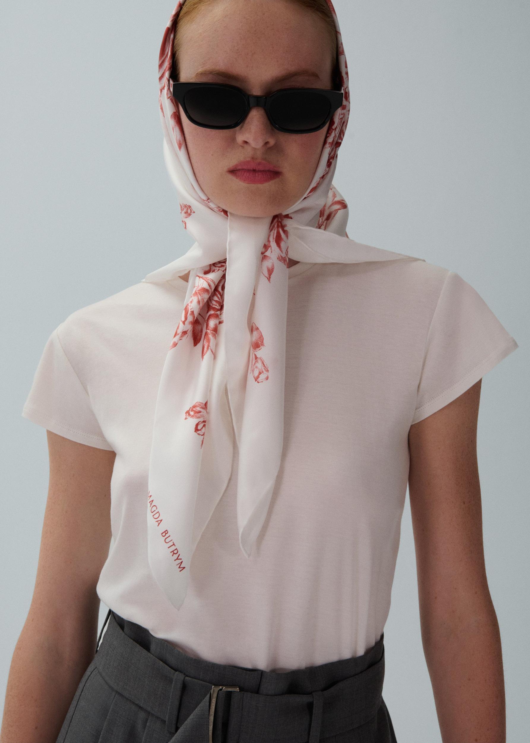 Cotton t-shirt in white Product Image