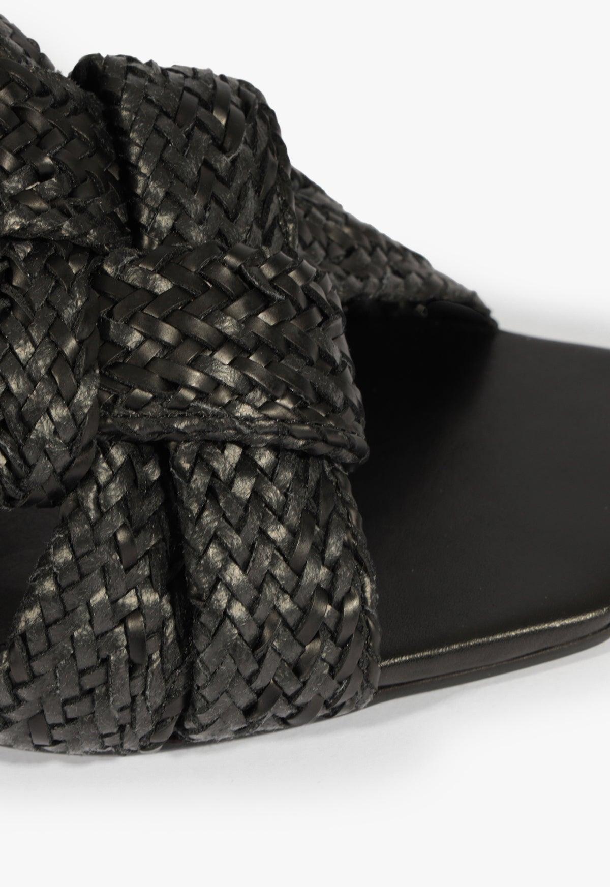 Kali Sandal Product Image