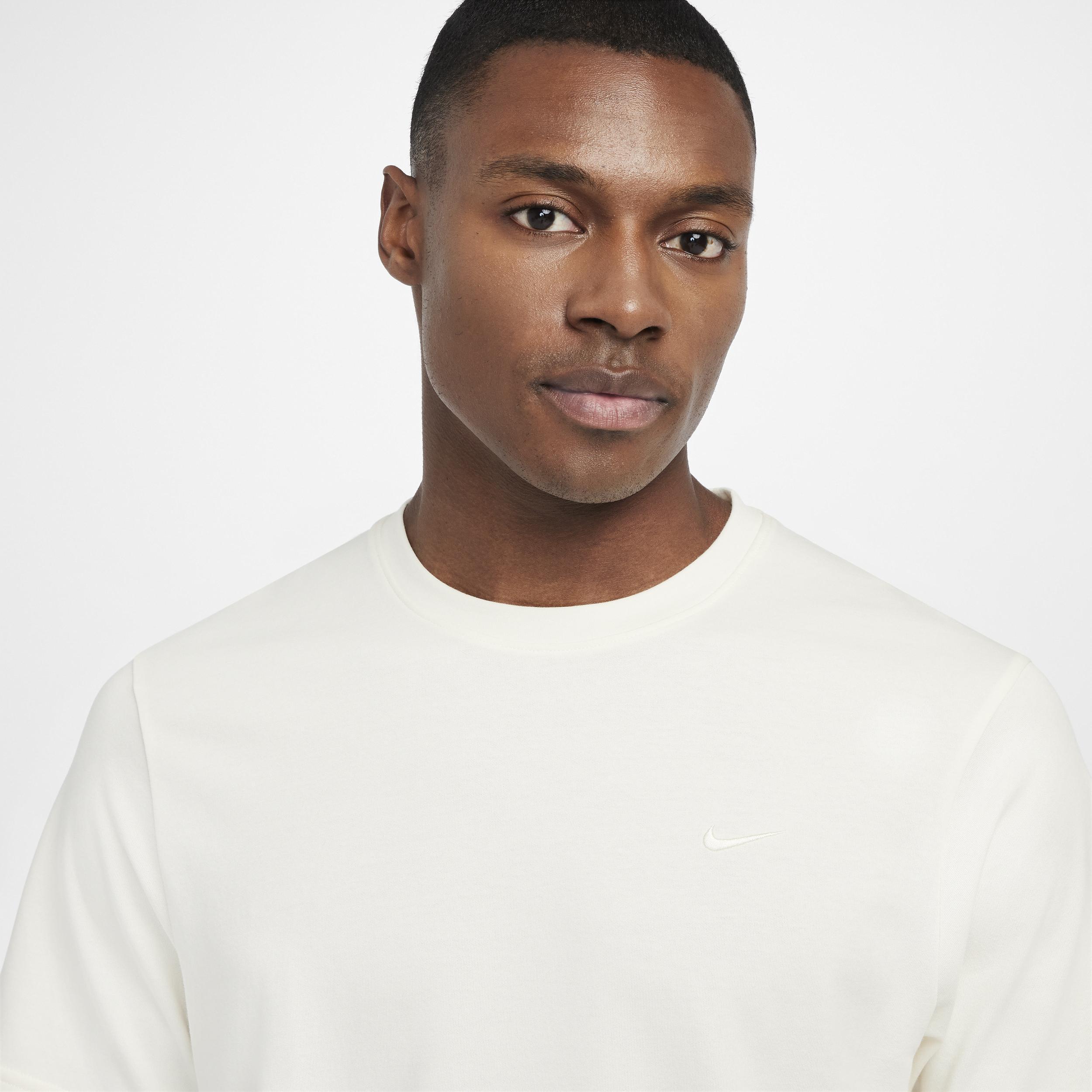 Nike Primary Men's Dri-FIT Short-Sleeve Versatile Top Product Image