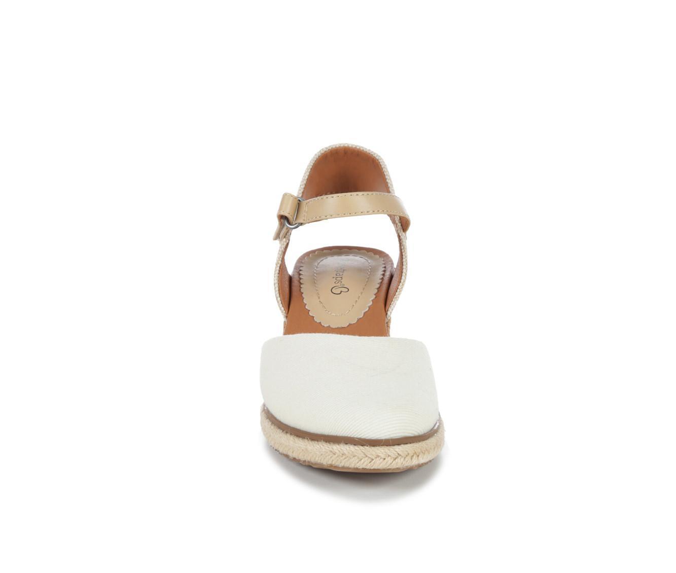 Women's Baretraps Ocean Closed Toe Wedge Sandals Product Image