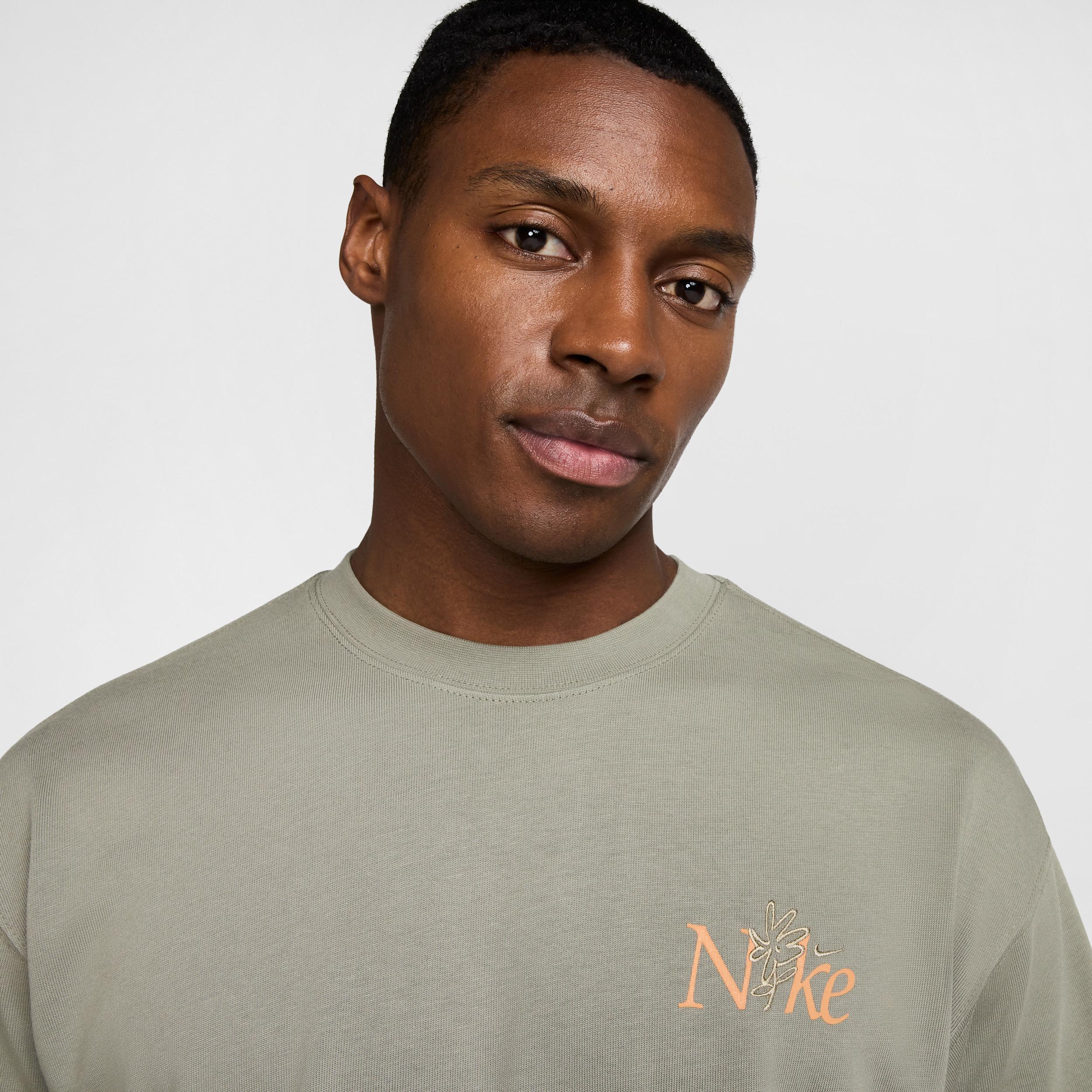 Men's Nike Sportswear Max90 T-Shirt Product Image