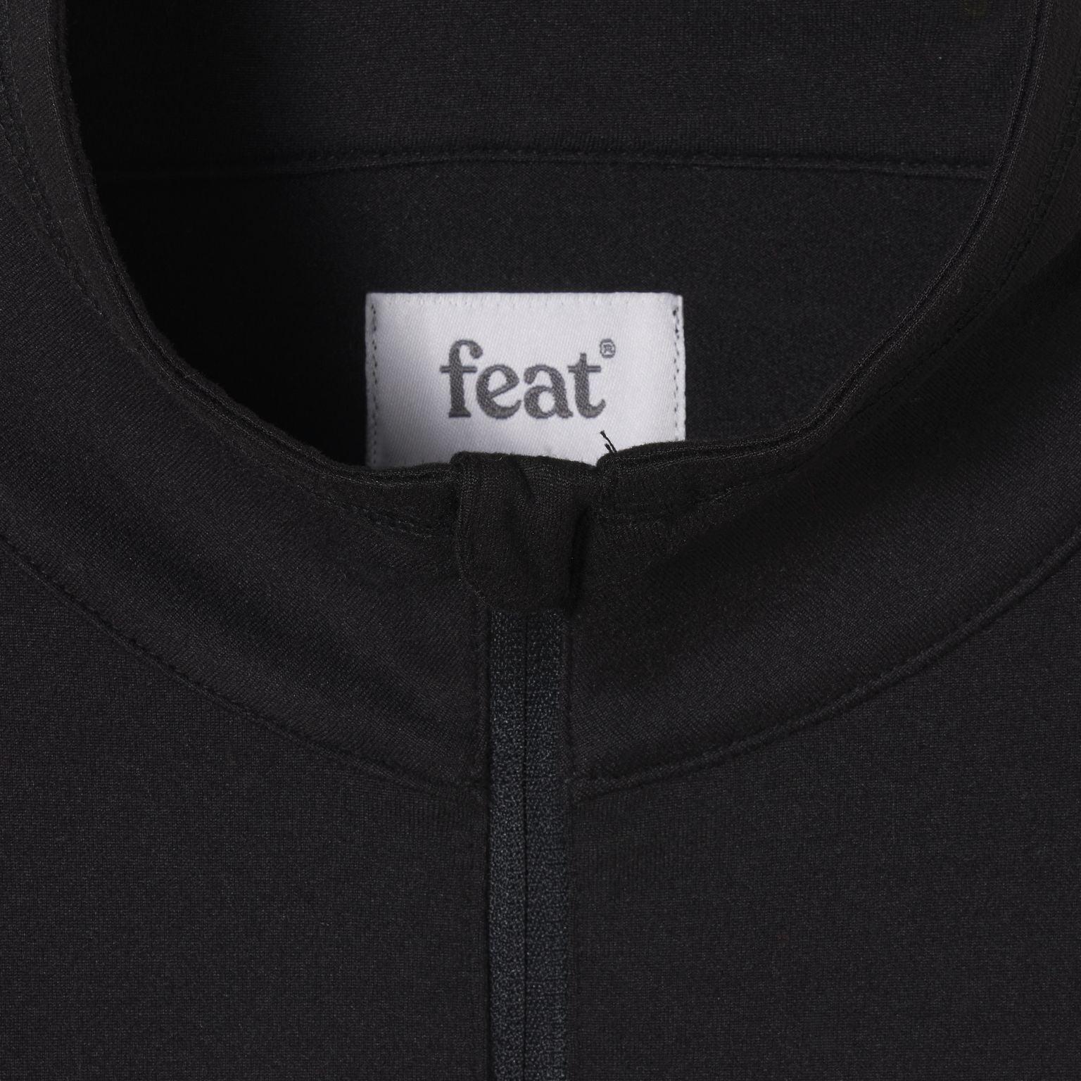 Women's Roam™ 1/4 Zip Female Product Image