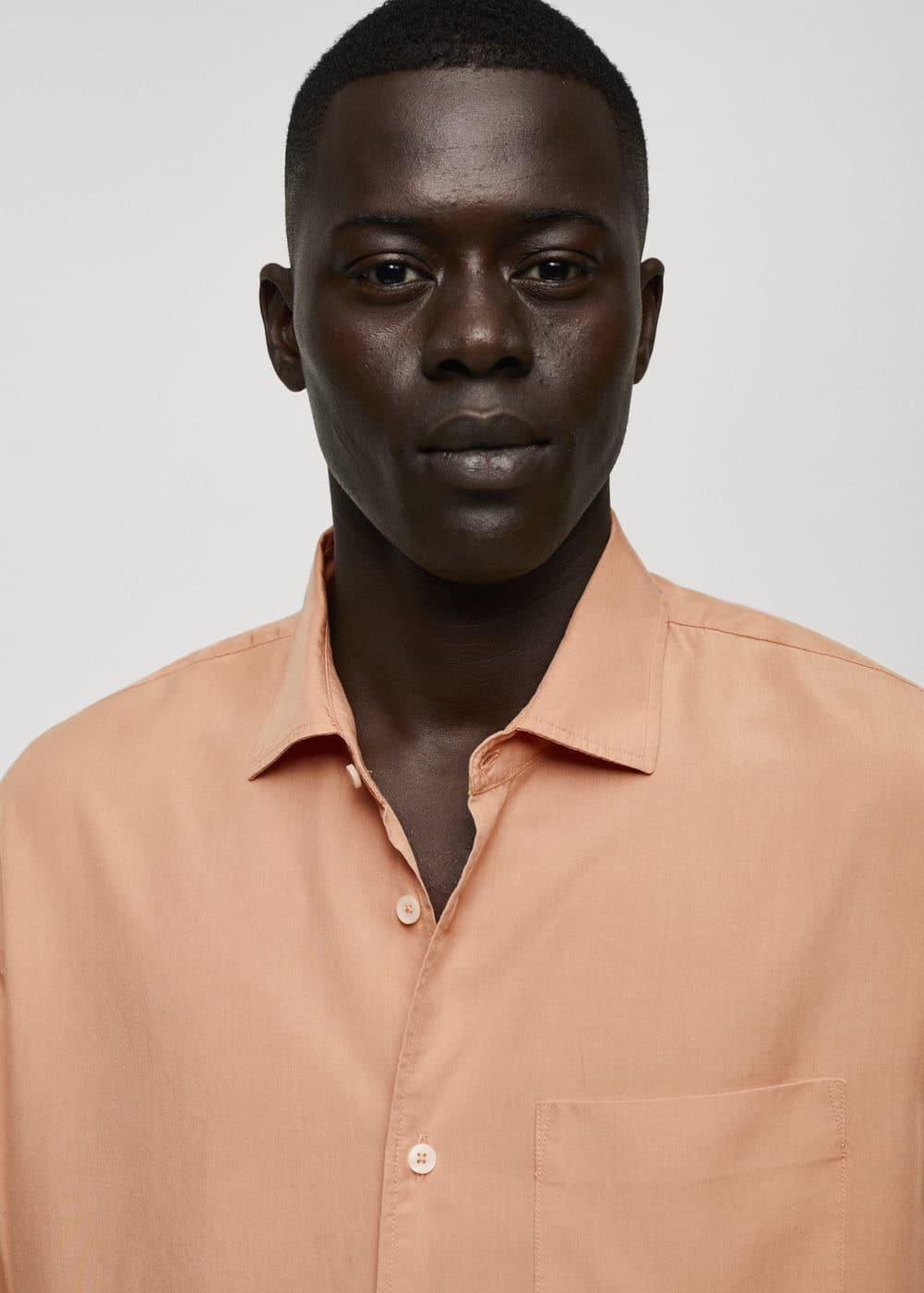 Relaxed-fit 100% Tencel shirt - Men | MANGO USA Product Image