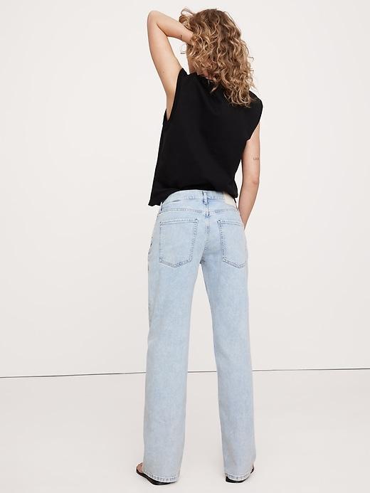 Mid-Rise 90s Loose Jean Product Image