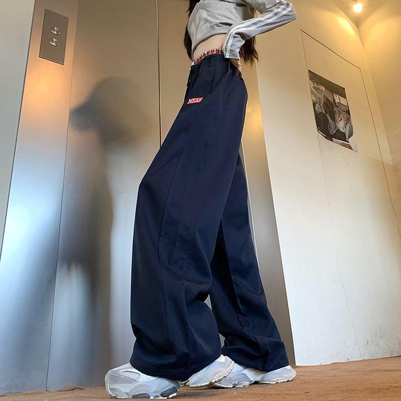 Mid Rise Plaid Trim Wide Leg Pants Product Image