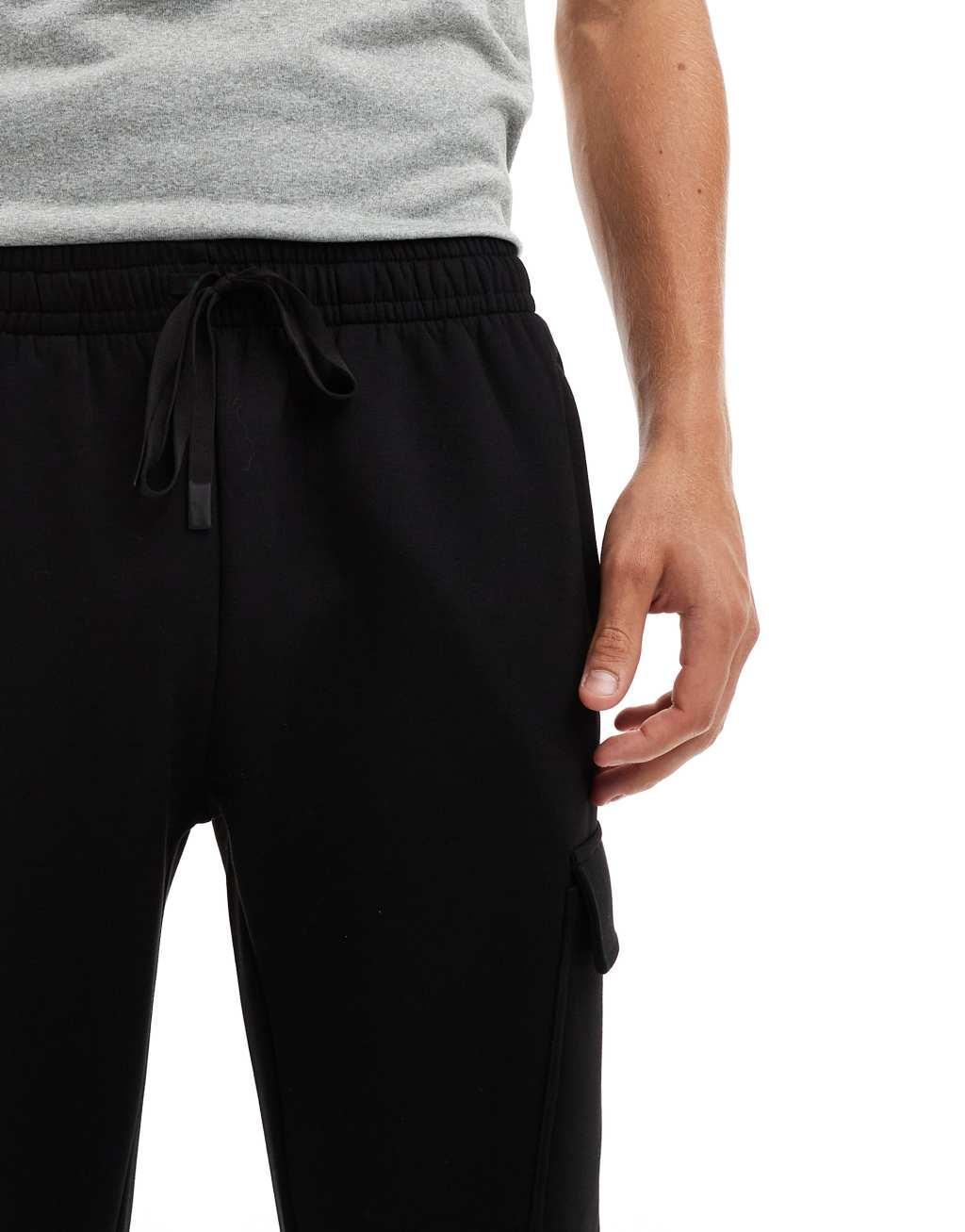 4505 Icon training quick dry performance cargo sweatpants in black  Product Image