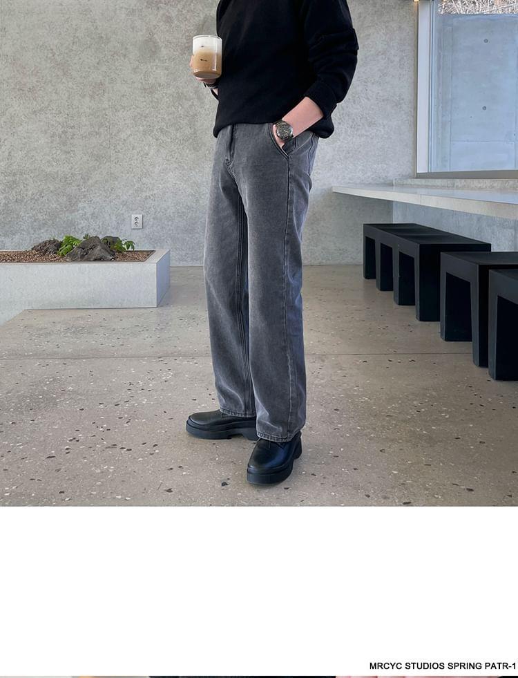 Mid Rise Washed Loose Fit Jeans Product Image