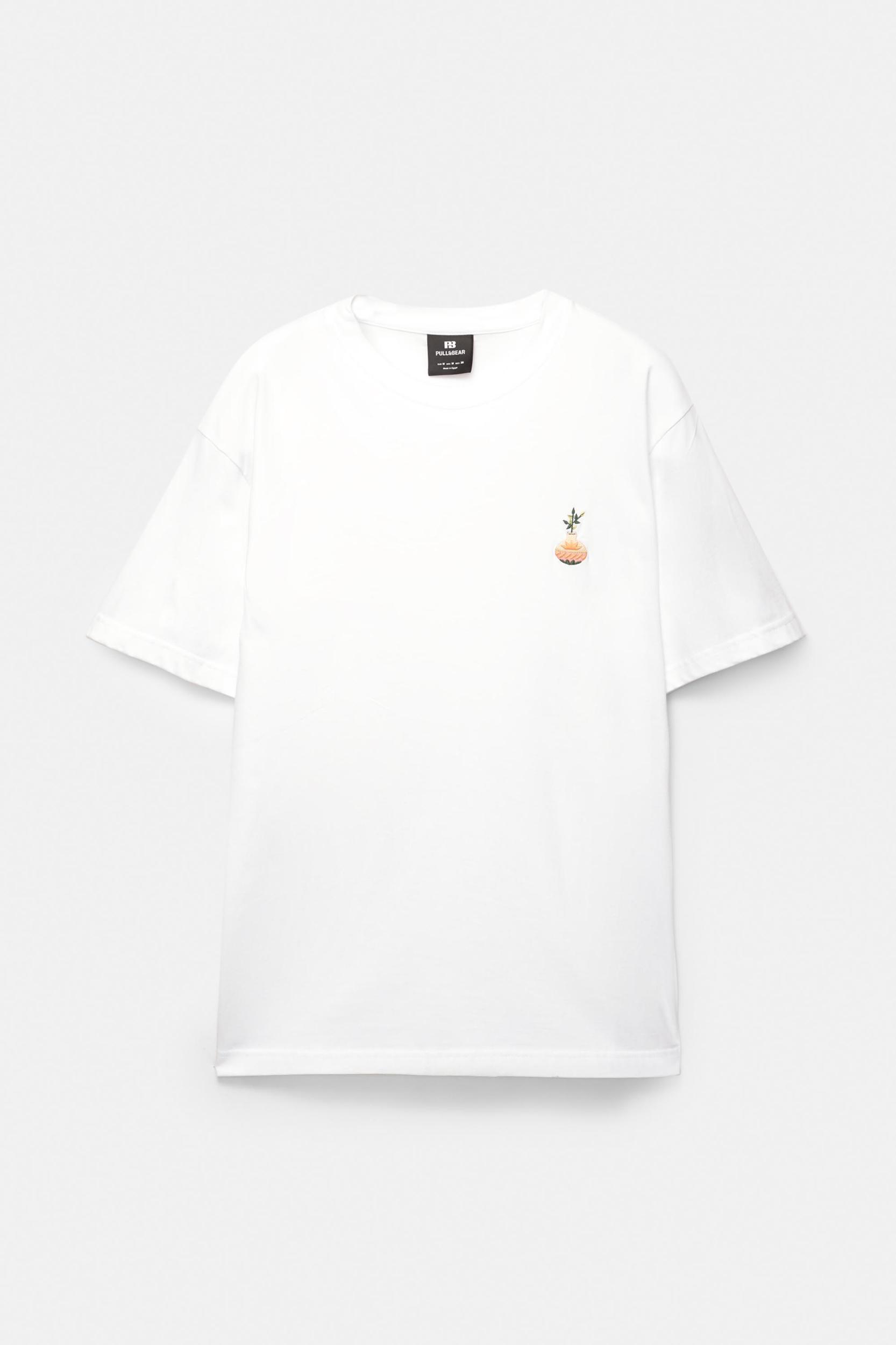 T-shirt with embroidered vase Product Image