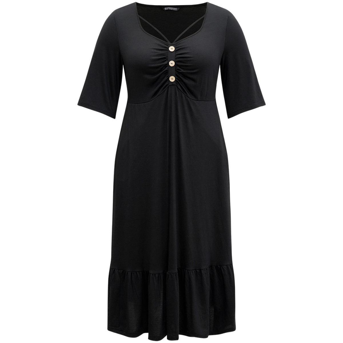 Plus Size Supersoft Essentials Plain Button Detail Crisscross Pocket Dress Black Women Casual Plain Square Neck Half Sleeve Curvy Midi Dress BloomChic 10/M Product Image
