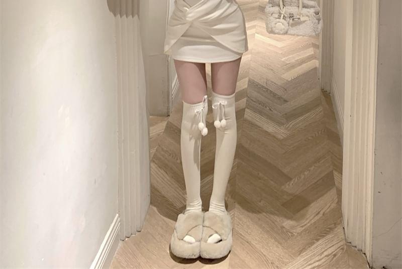 Long-Sleeve Scoop Neck Plain Fluffy Trim Wrap Mini Sheath Dress Product Image