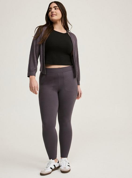 Full-Length Pocket Legging Product Image