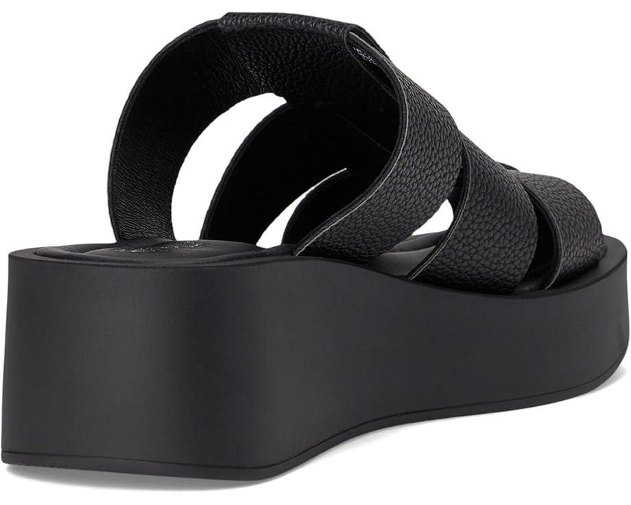 Tess Sandal Product Image