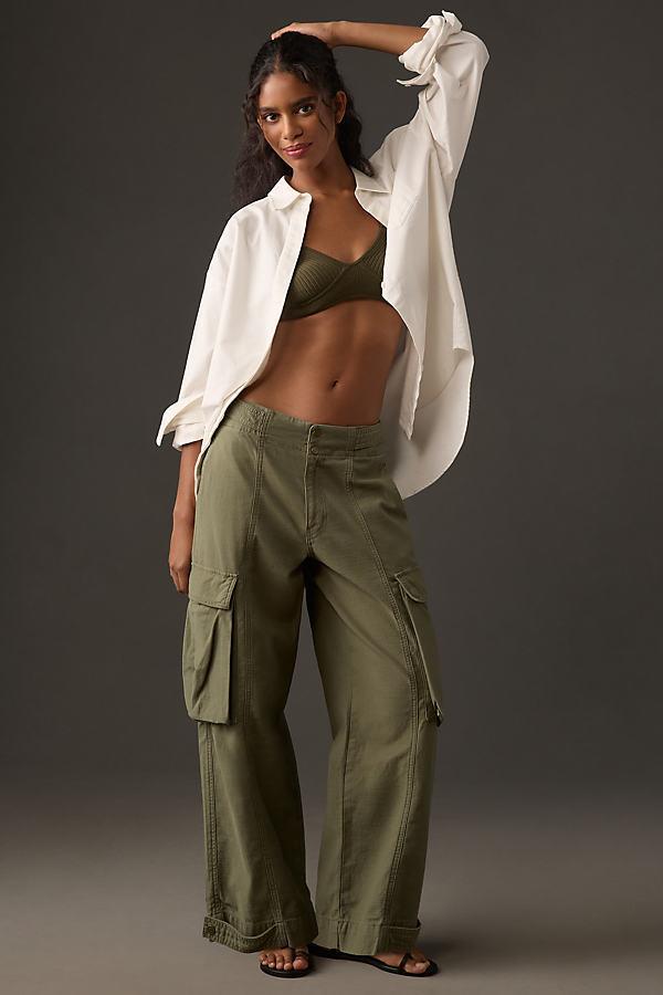 Womens Pleated Wide-Leg Cargo Pants Product Image